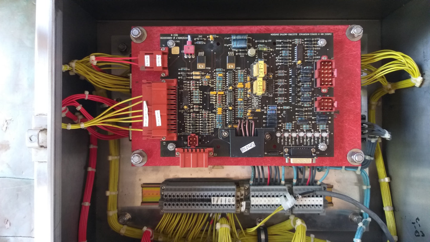 Engine Control Module DDEC III- 8 Cyl