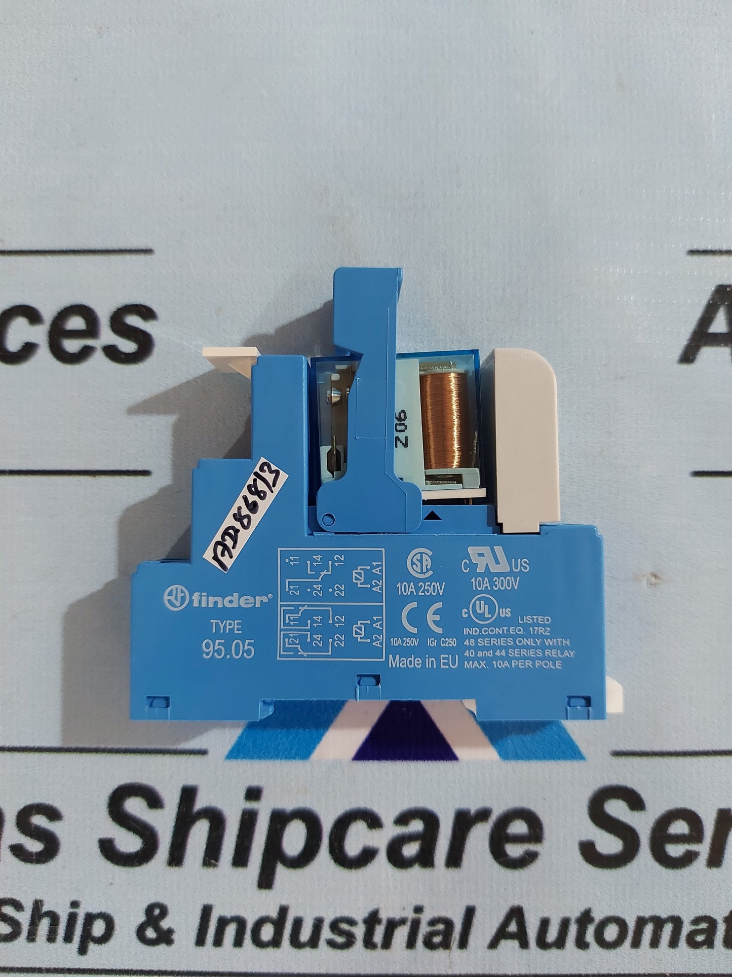 FINDER 44.52 RELAY SOCKET