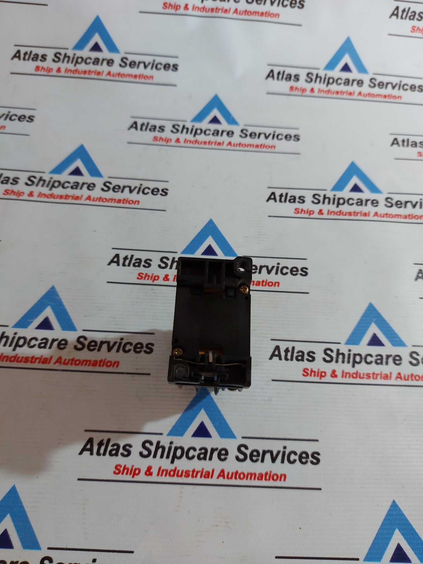 FUJI ELECTRIC SRC50-2U/X (4a2b) MAGNETIC CONTACTOR AG580