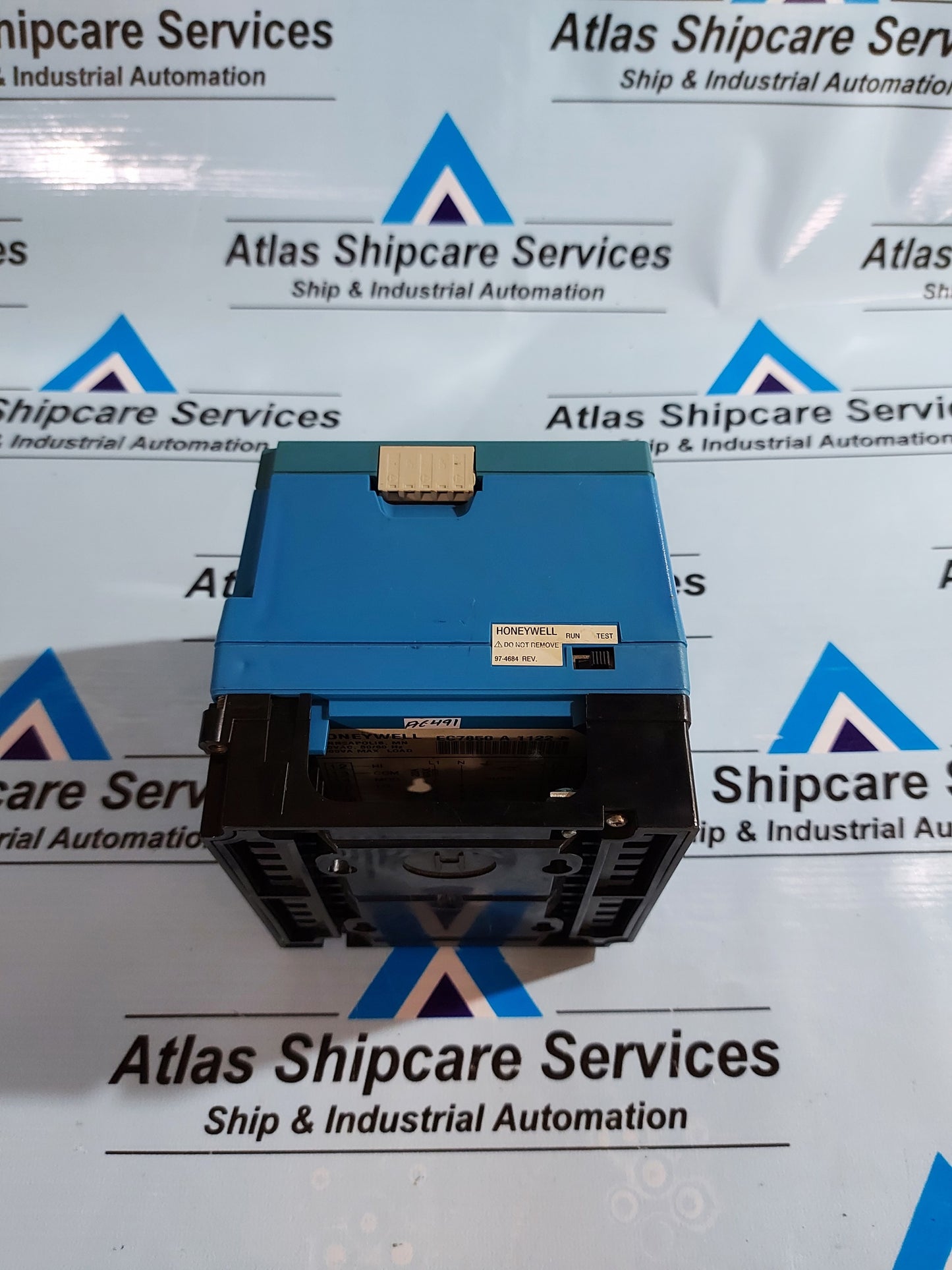 HONEYWELL CE-63AP3070/1 BURNER CONTROL