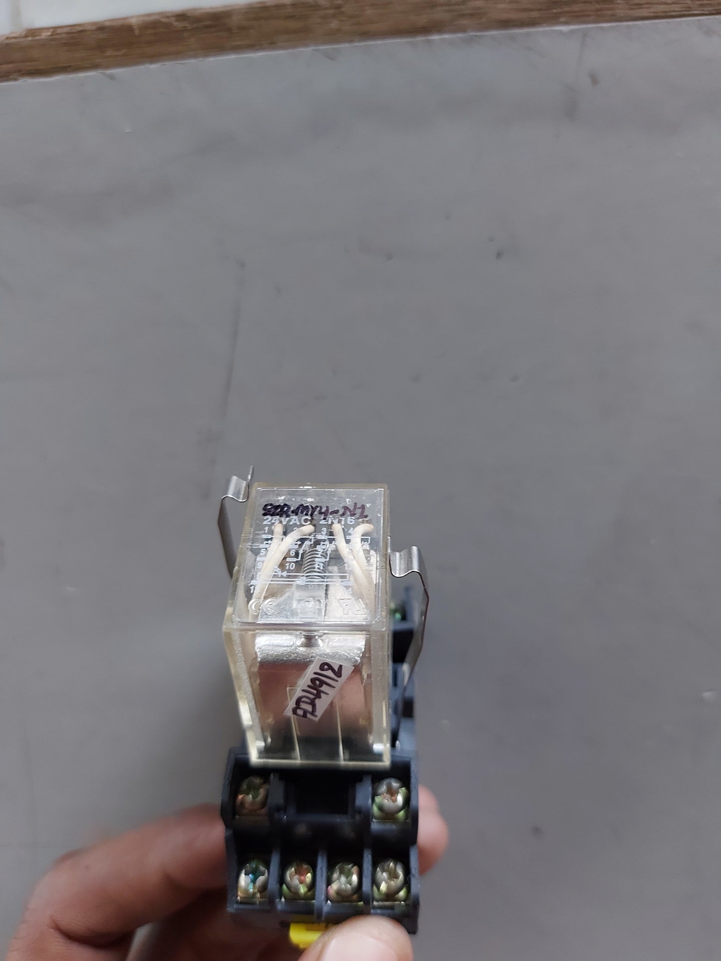 HONEYWELL SDR-MY4-N1 PLUG IN POWER RELAY