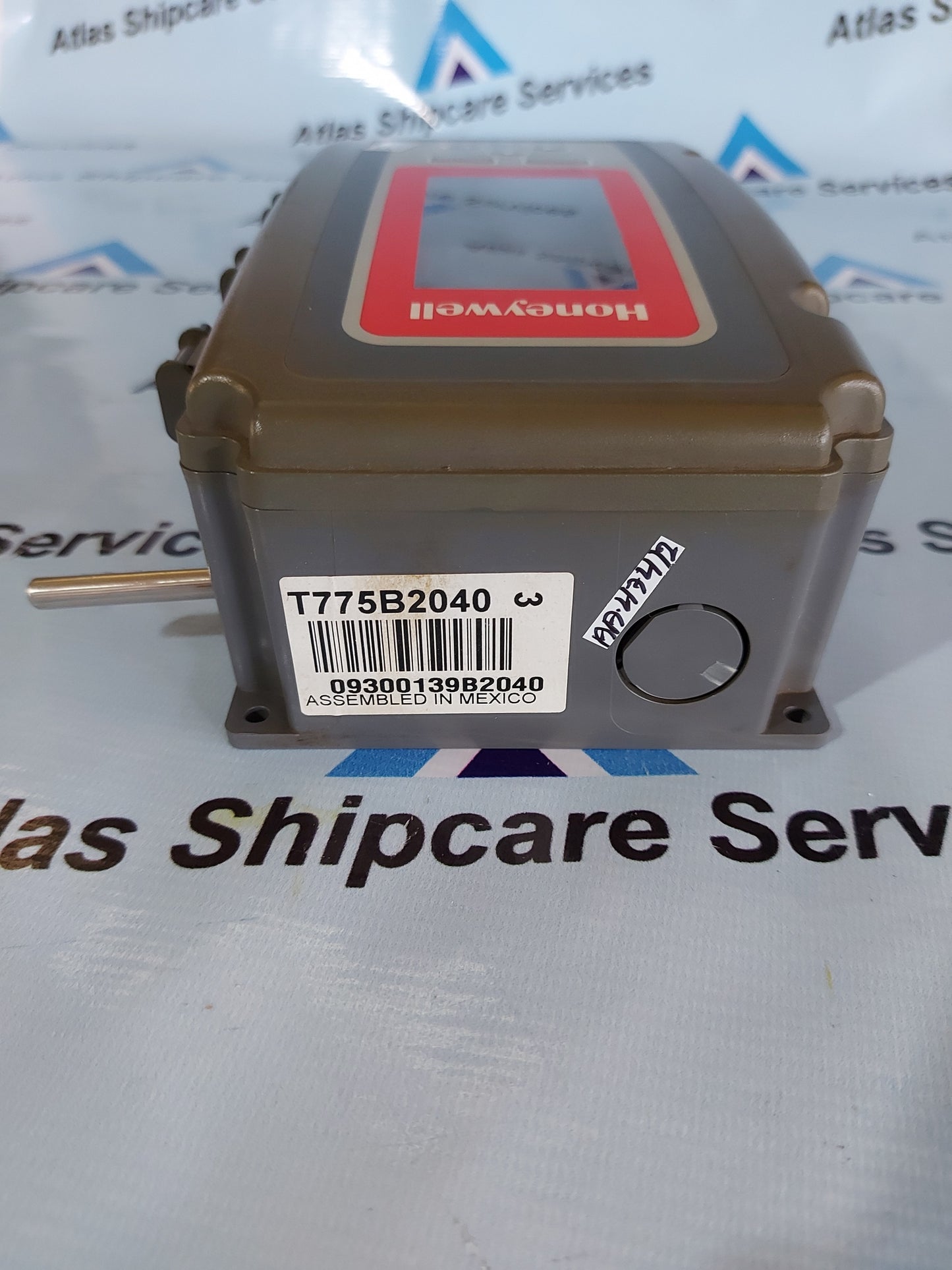 HONEYWELL T775B2040 TEMPRETURE CONTROLLER