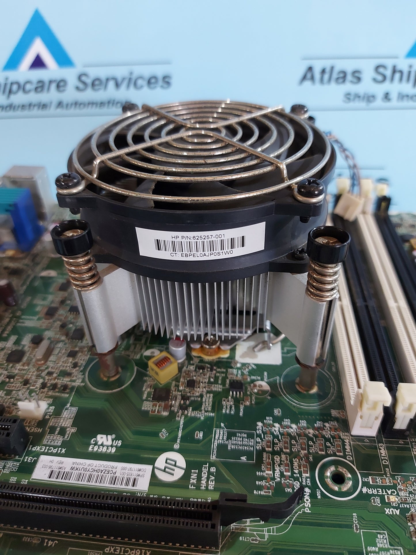 HP 611835-001 COMPAQ 8200 ELITE HANDEL INTEL DESKTOP MOTHERBOARD
