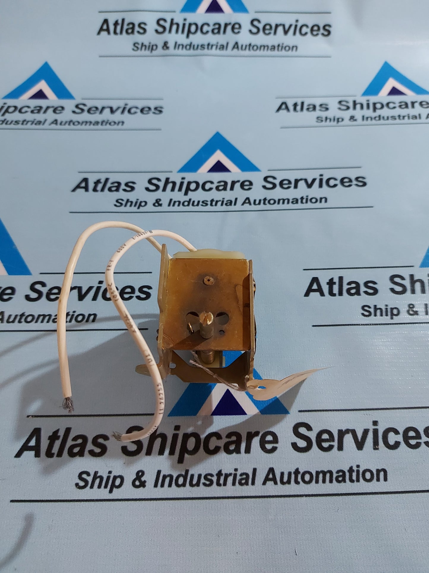 I-T-E 708393-T12 120VAC SHUNT TRIP COIL ASSEMBLY