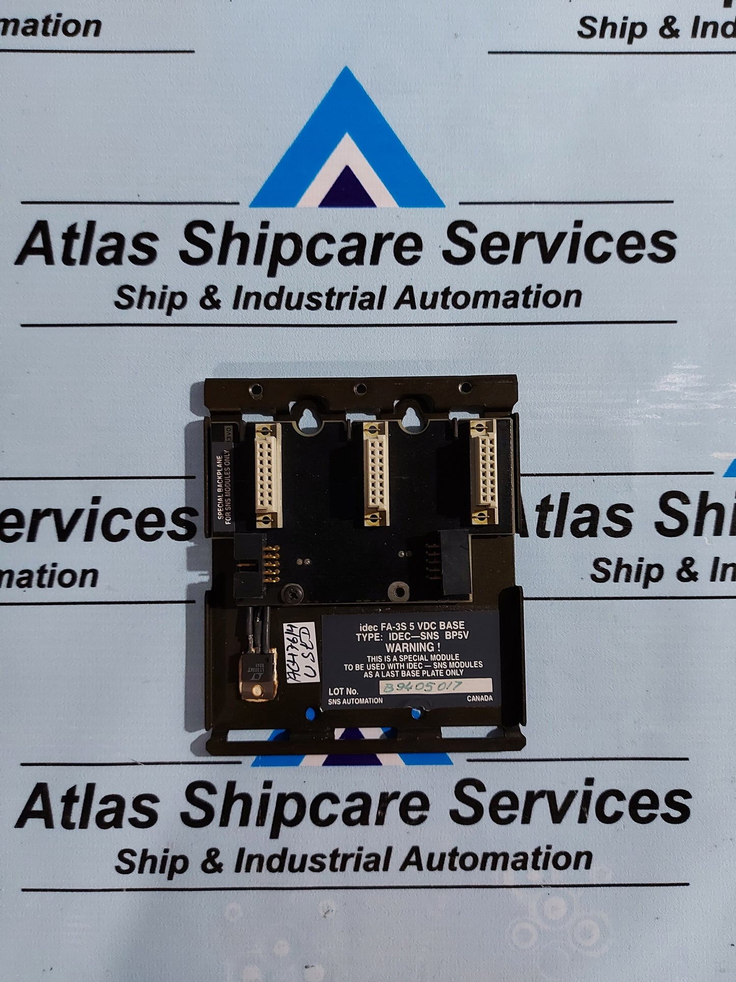 IDEC IDEC-SNS BP5V FA-3S 5 VDC BASE MODULE