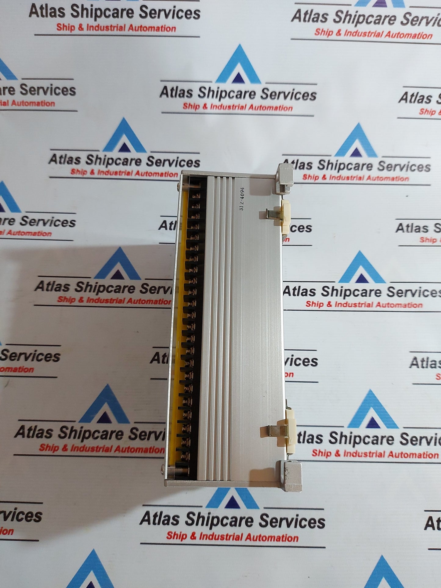 IDEC IZBARL IBRC6101R-2 RELAY BARRIER AG557