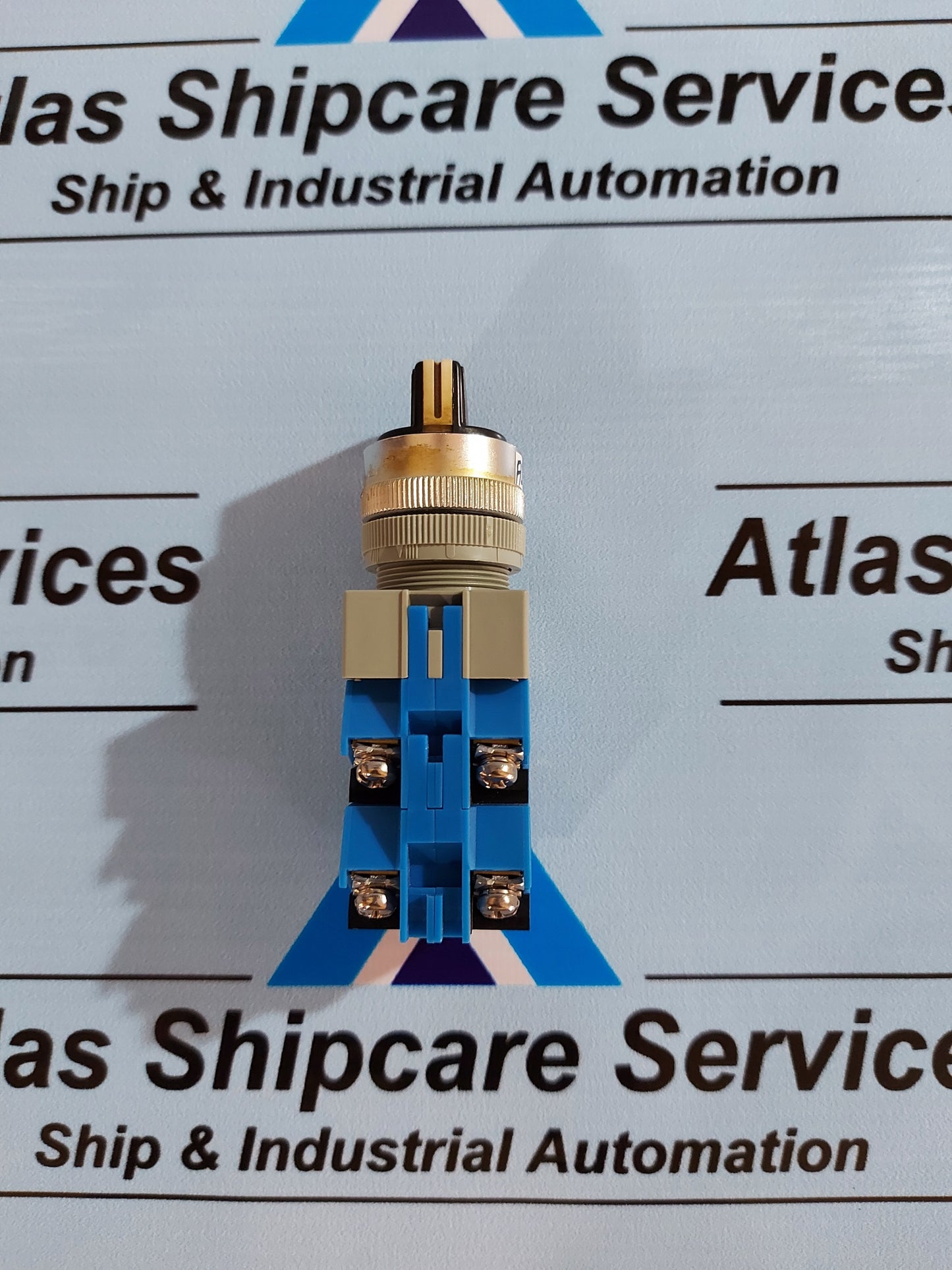 IDEC IZUMI 41-10569 SELECTOR SWITCH