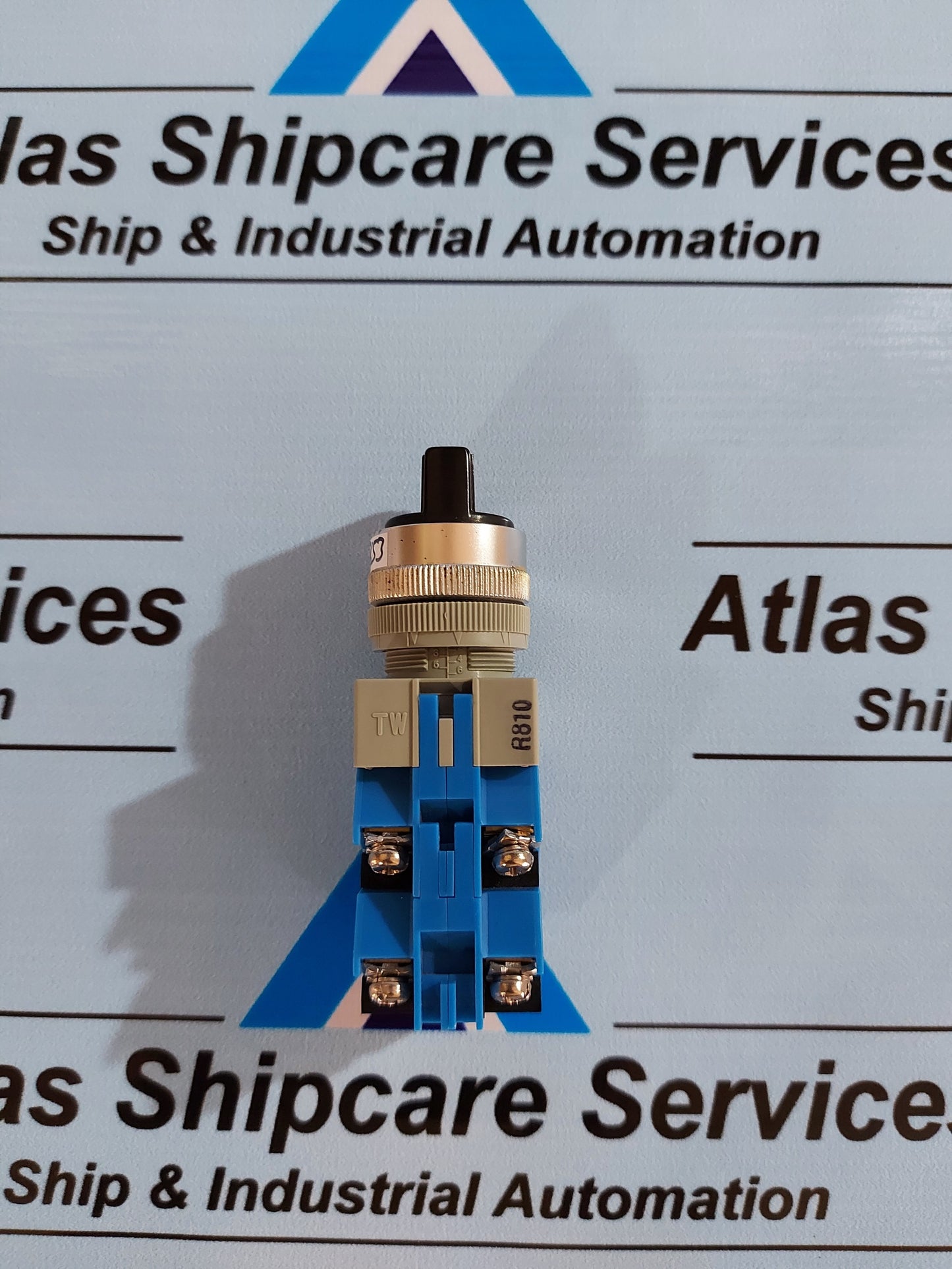 IDEC IZUMI 41-10569 SELECTOR SWITCH