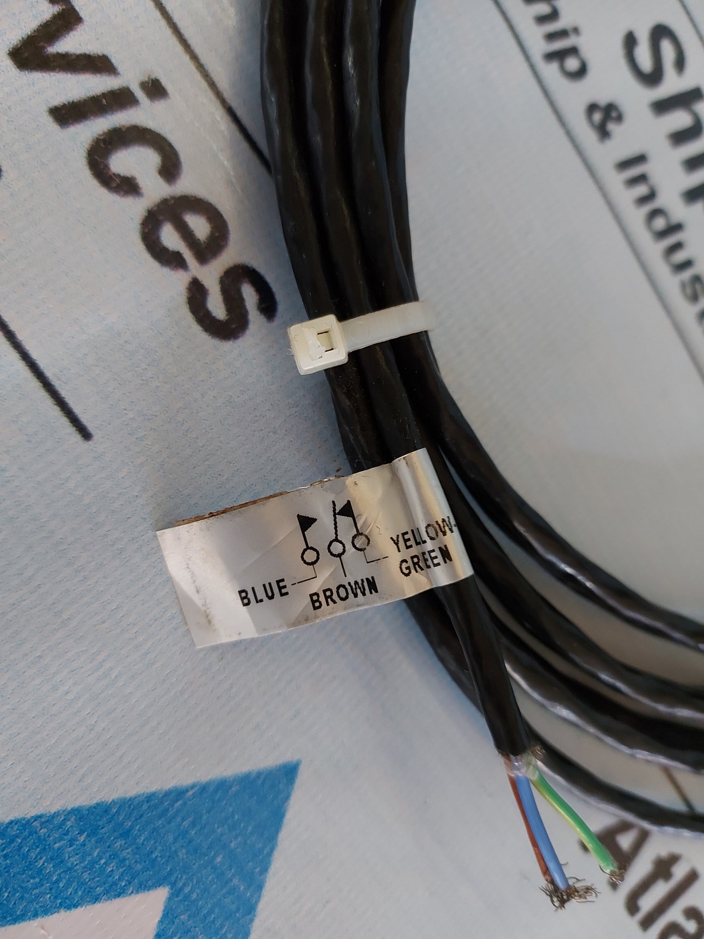 INELTEH ITMLS-02A-110-92 MAGNETIC LEVEL SWITCH