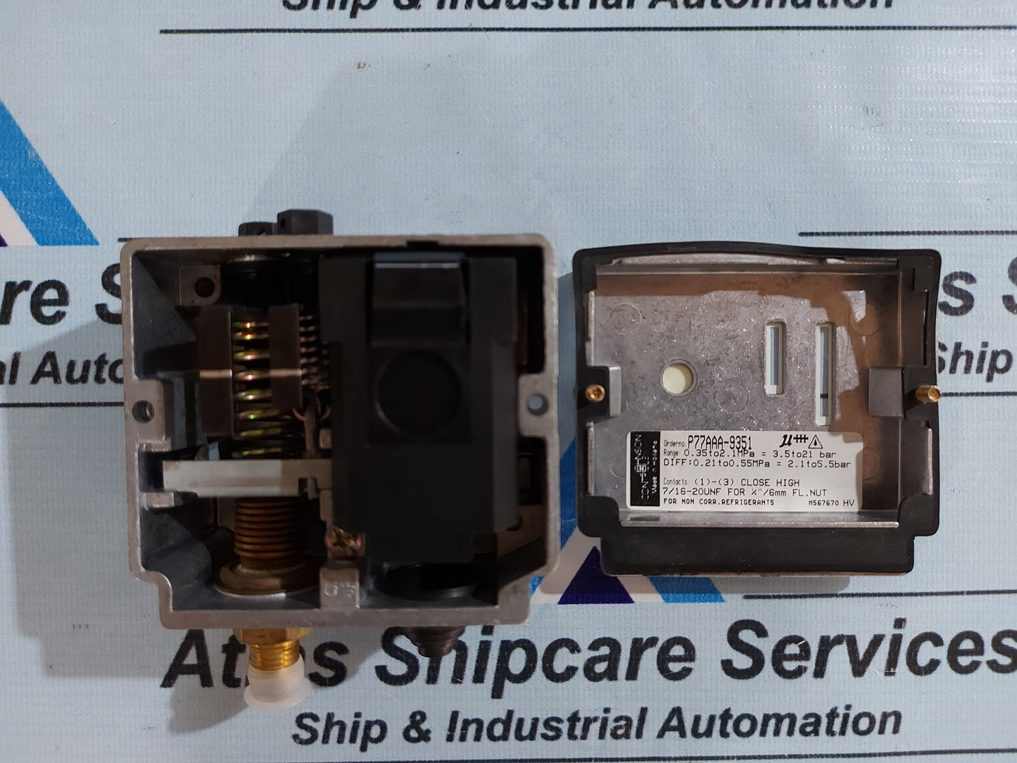 JOHNSON CONTROLS P77AAA-9351 PRESSURE SWITCH