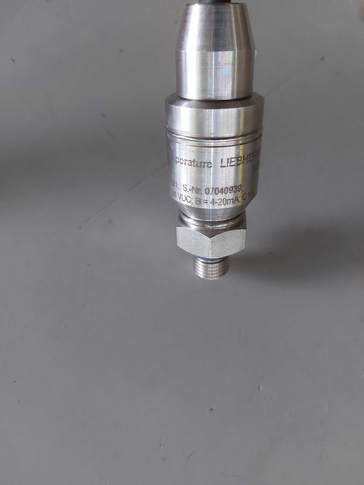 LIEBHERR 0401-1-0002-1 TEMPERATURE SENSOR