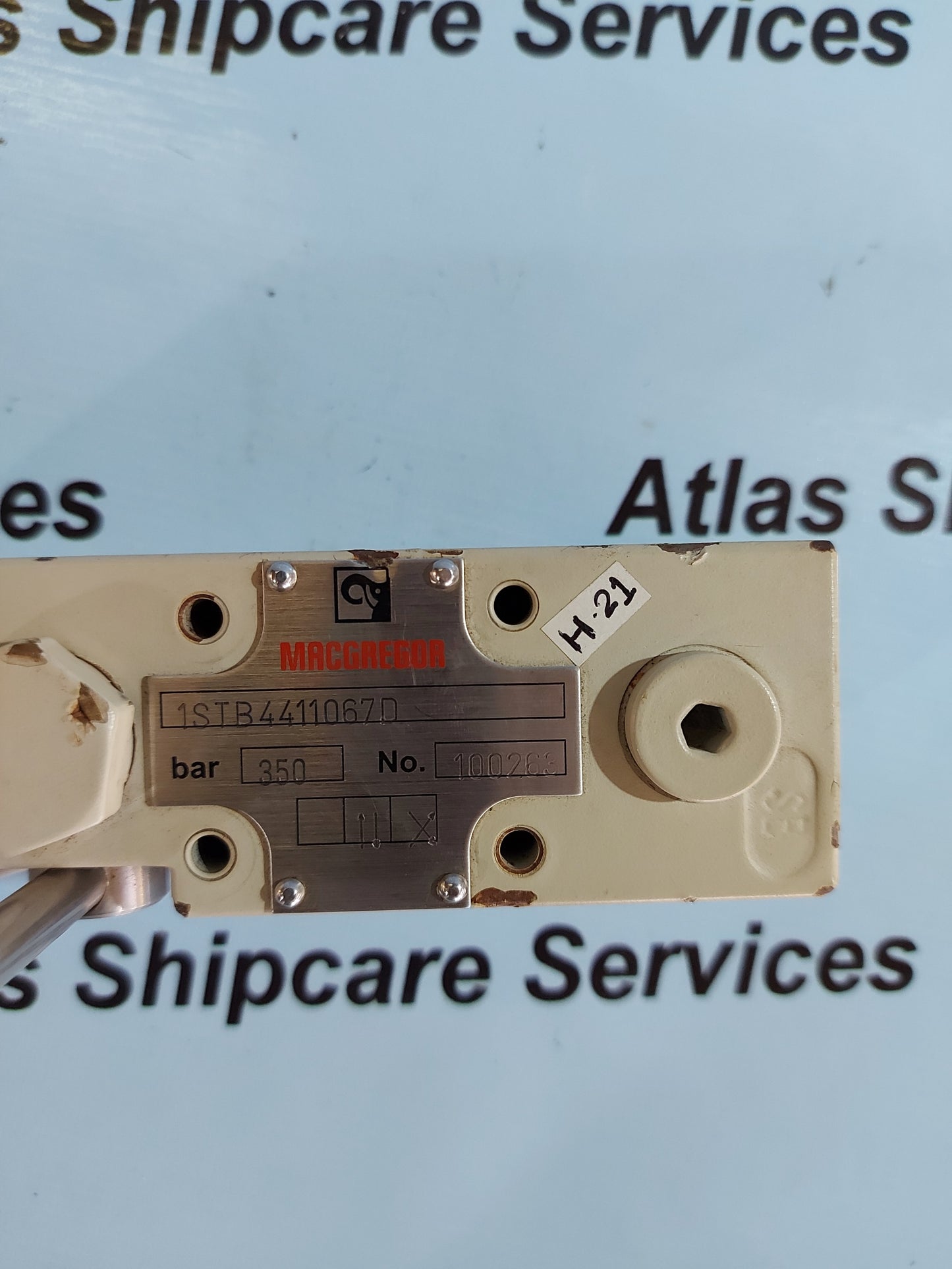 MACGREGOR 1STB4411067D DIRECTIONAL VALVE 350BAR