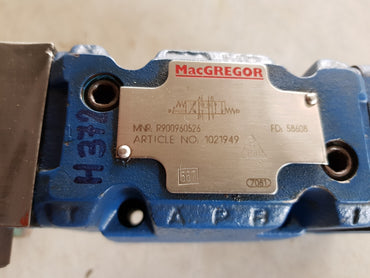 MACGREGOR R900960526 HYDRAULIC VALVE H372
