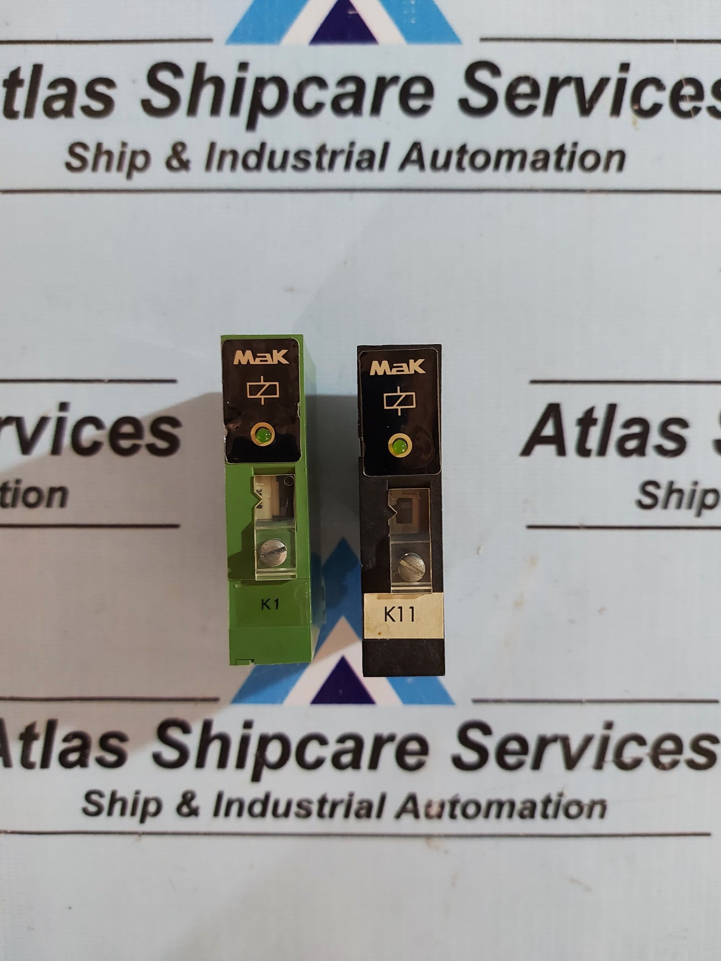 MAK 9.01.7-91.08.00-06 PLUG IN RELAY