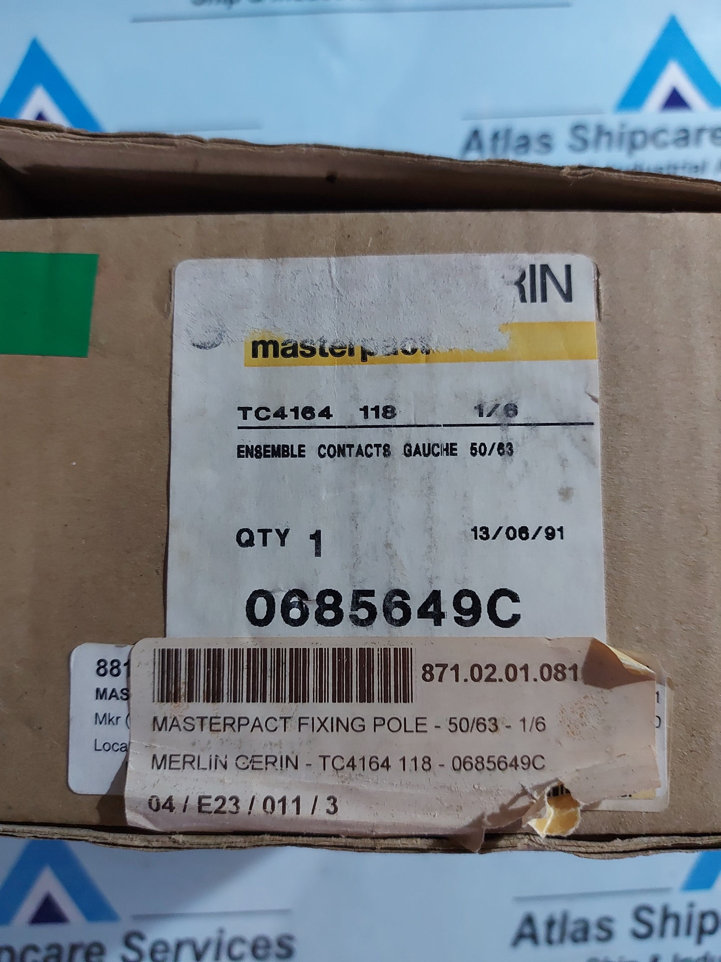 MERLIN GERIN 0685649C CONTACT SET