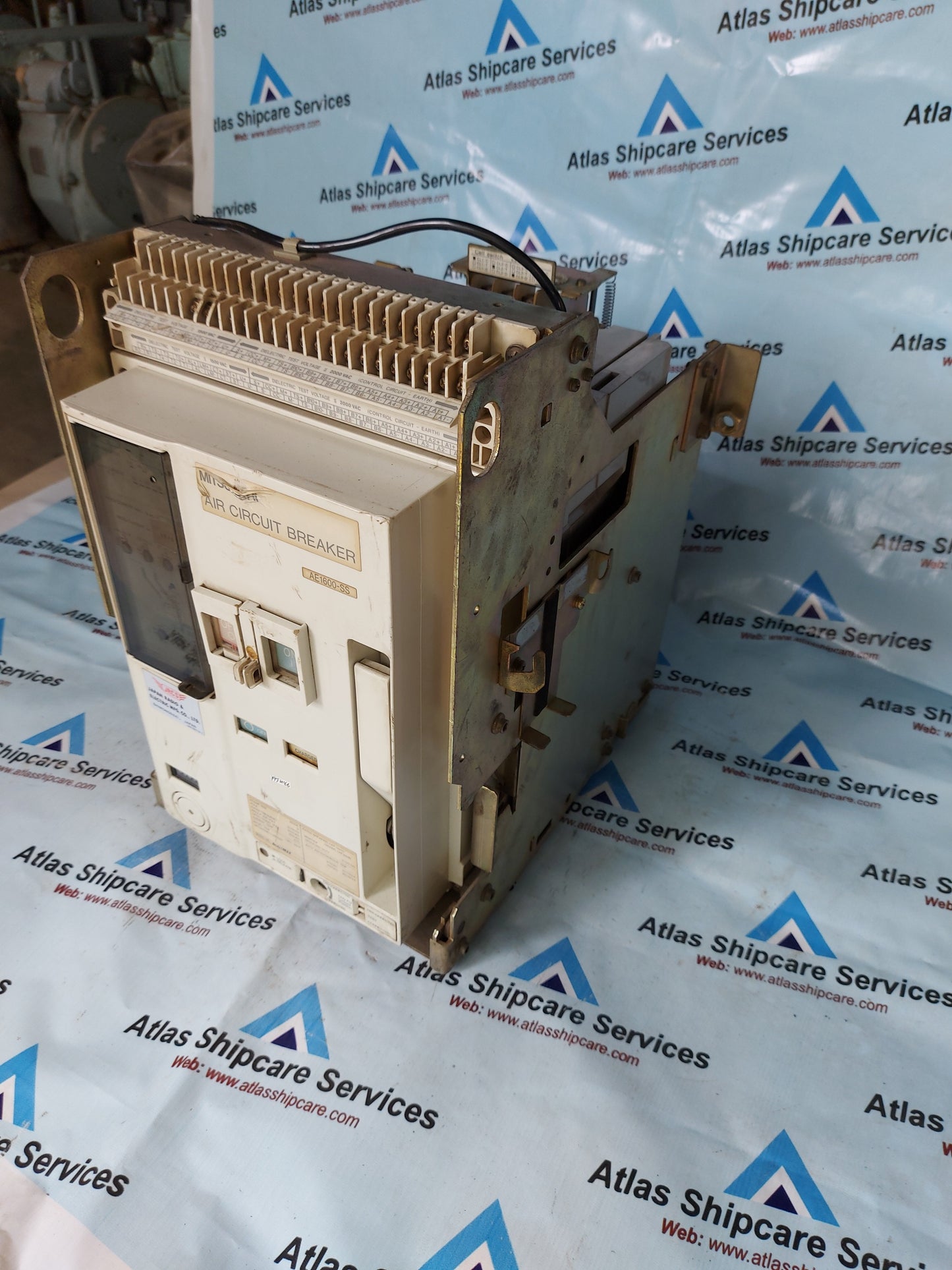 MITSUBISHI AE1600-SS AIR CIRCUIT BREAKER