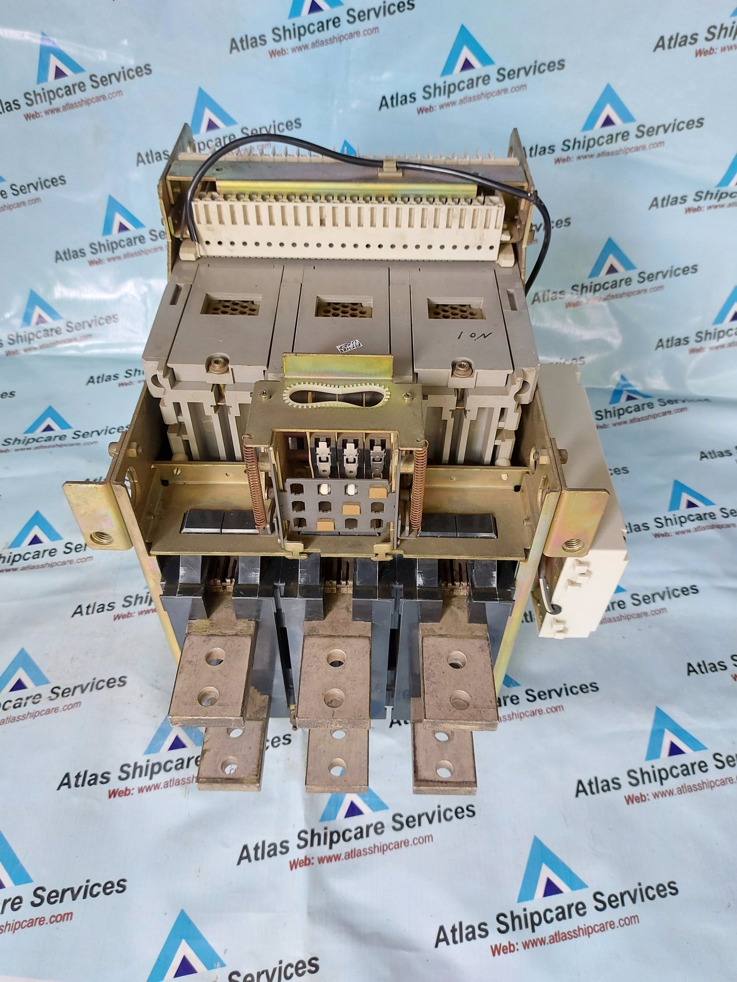 MITSUBISHI AE1600-SS AIR CIRCUIT BREAKER