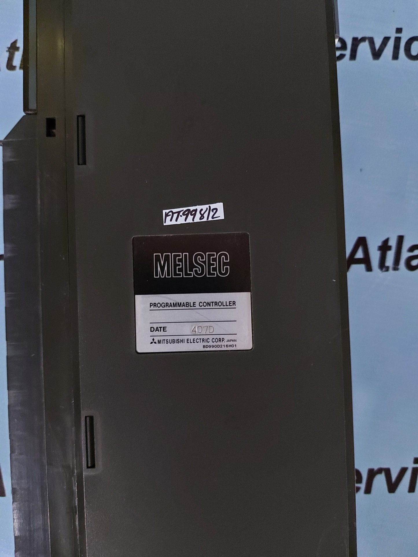 MITSUBISHI MELSEC AY11 PROGRAMMABLE CONTROLLER RELAY OUTPUT MODULE