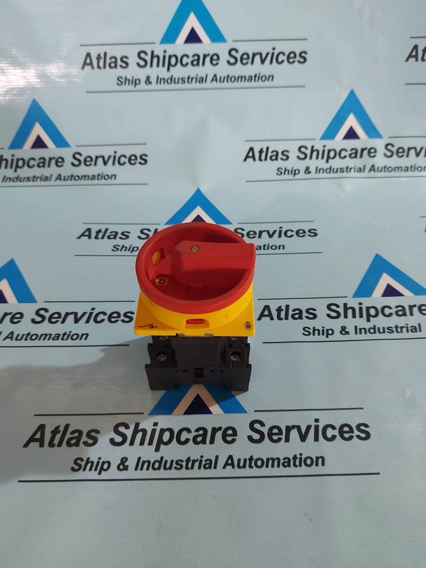 MOELLER P1-32 DISCONNECT SWITCH