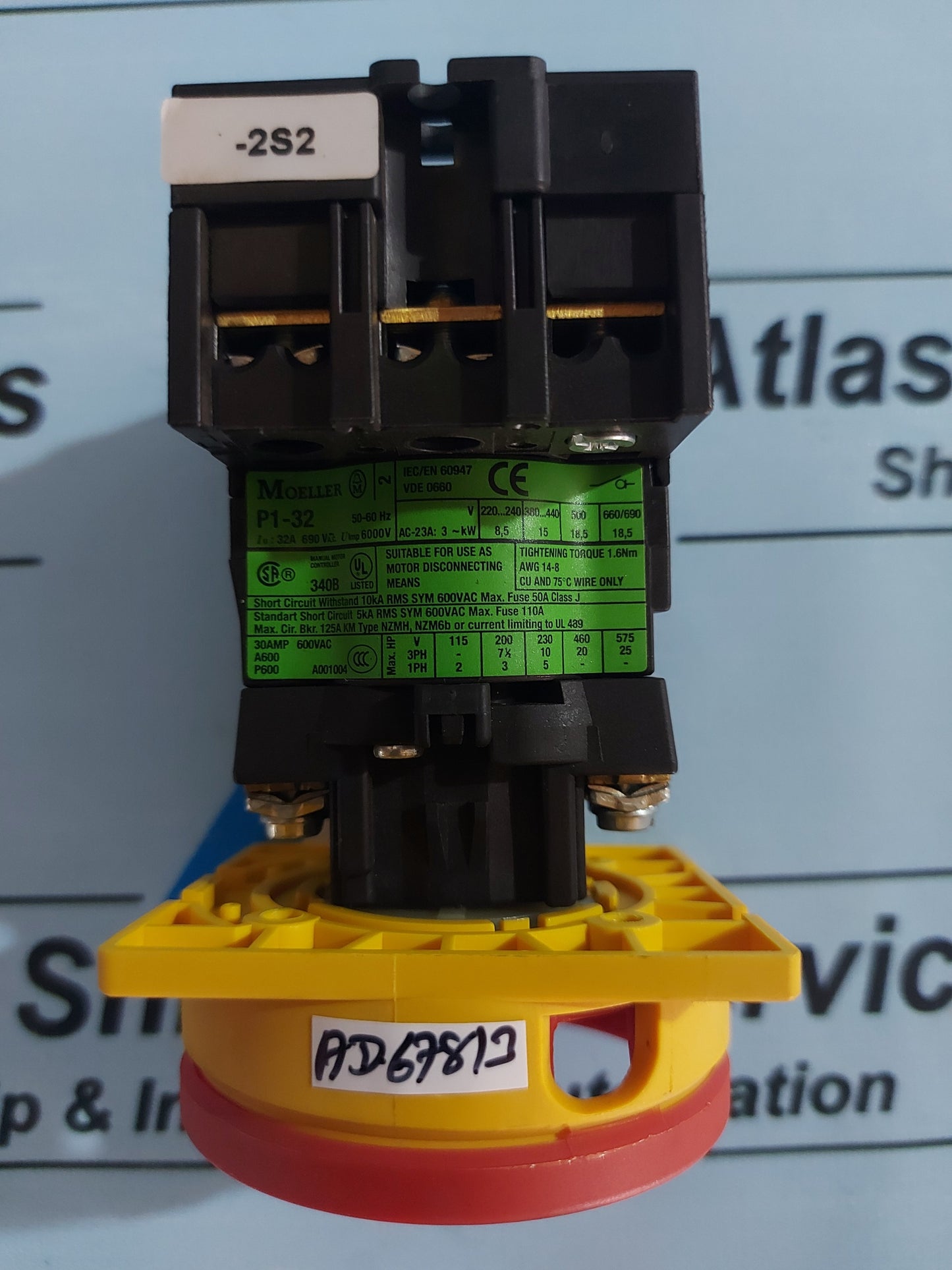 MOELLER P1-32 DISCONNECT SWITCH