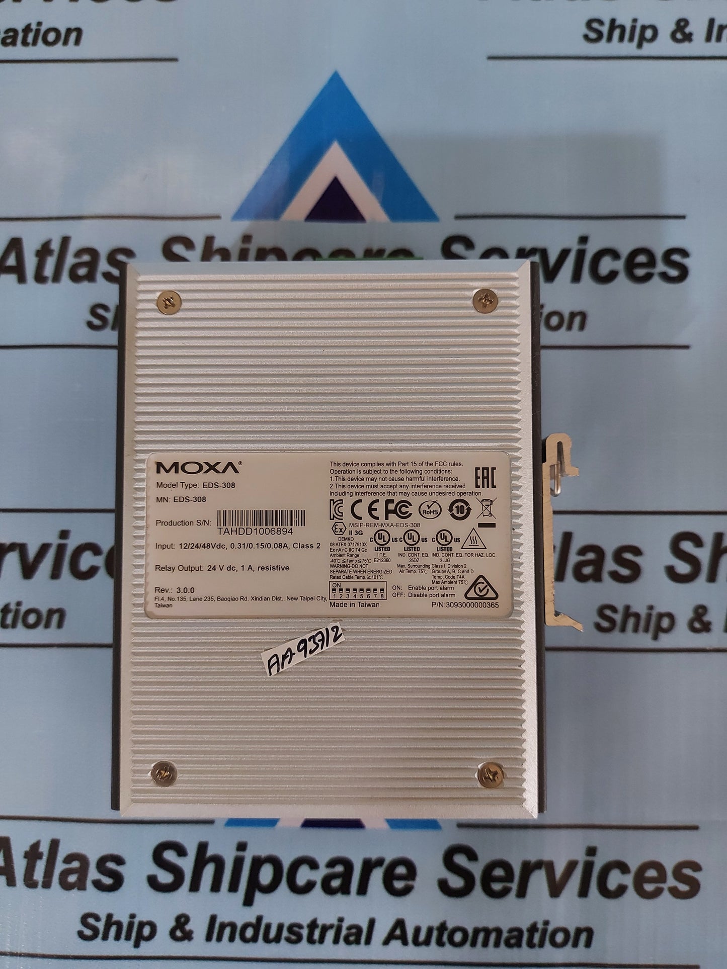 MOXA EDS-308 INDUSTRIAL ENTHERNET SWITCH