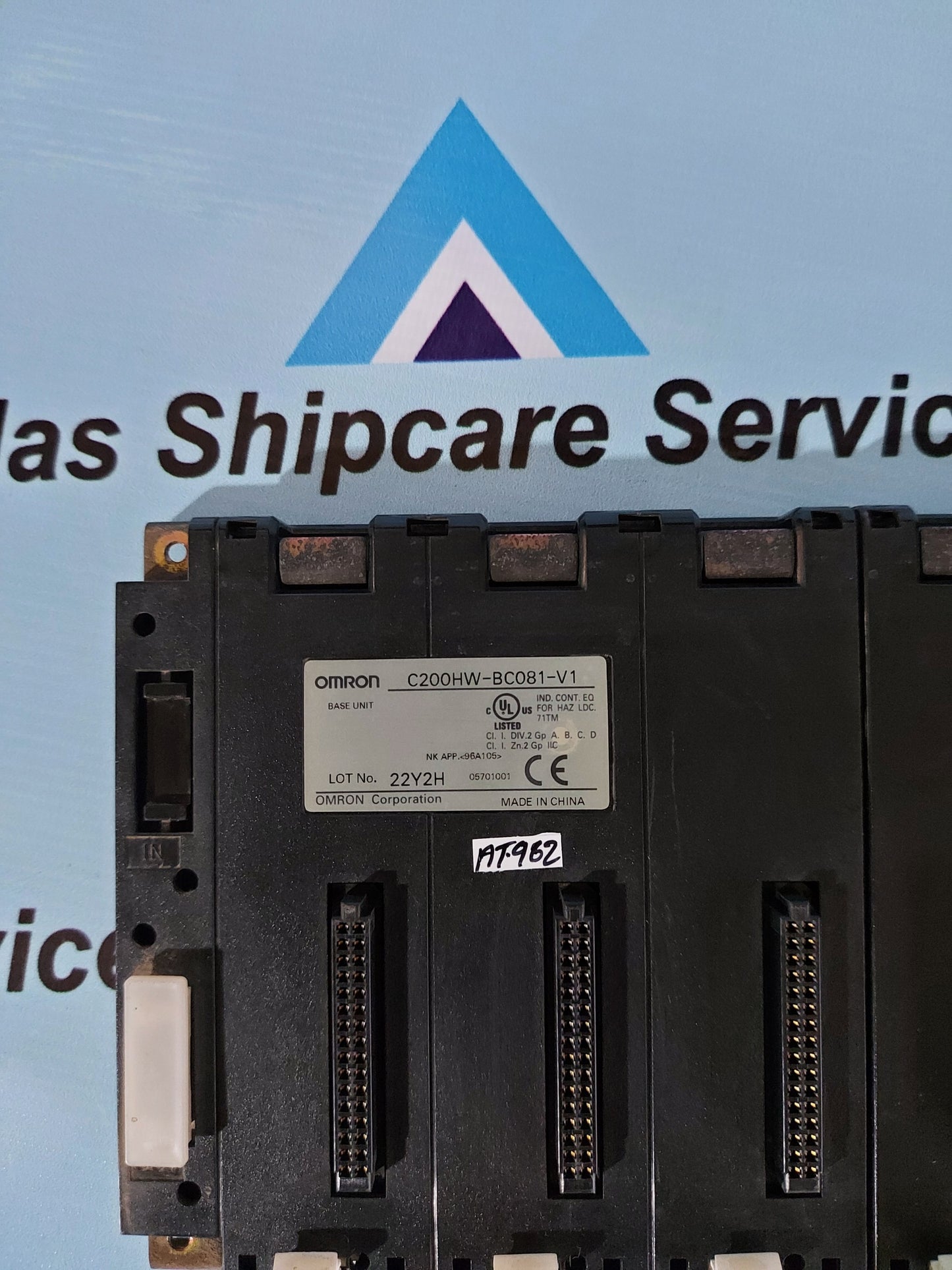 OMRON C200HW-BC081-V1 8 SLOT BACK PLAN BASE UNIT