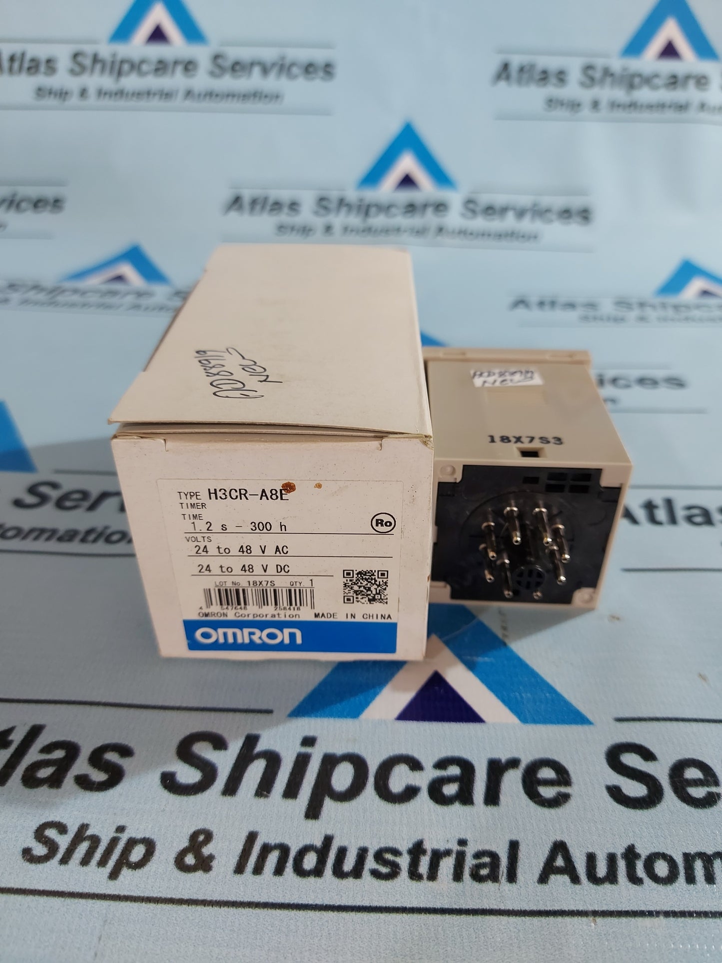 OMRON H3CR-A8E TIMER