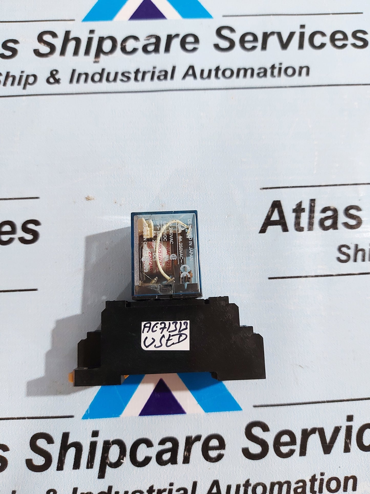 OMRON MY2N-J 8 PIN POWER RELAY WITH SOCKET