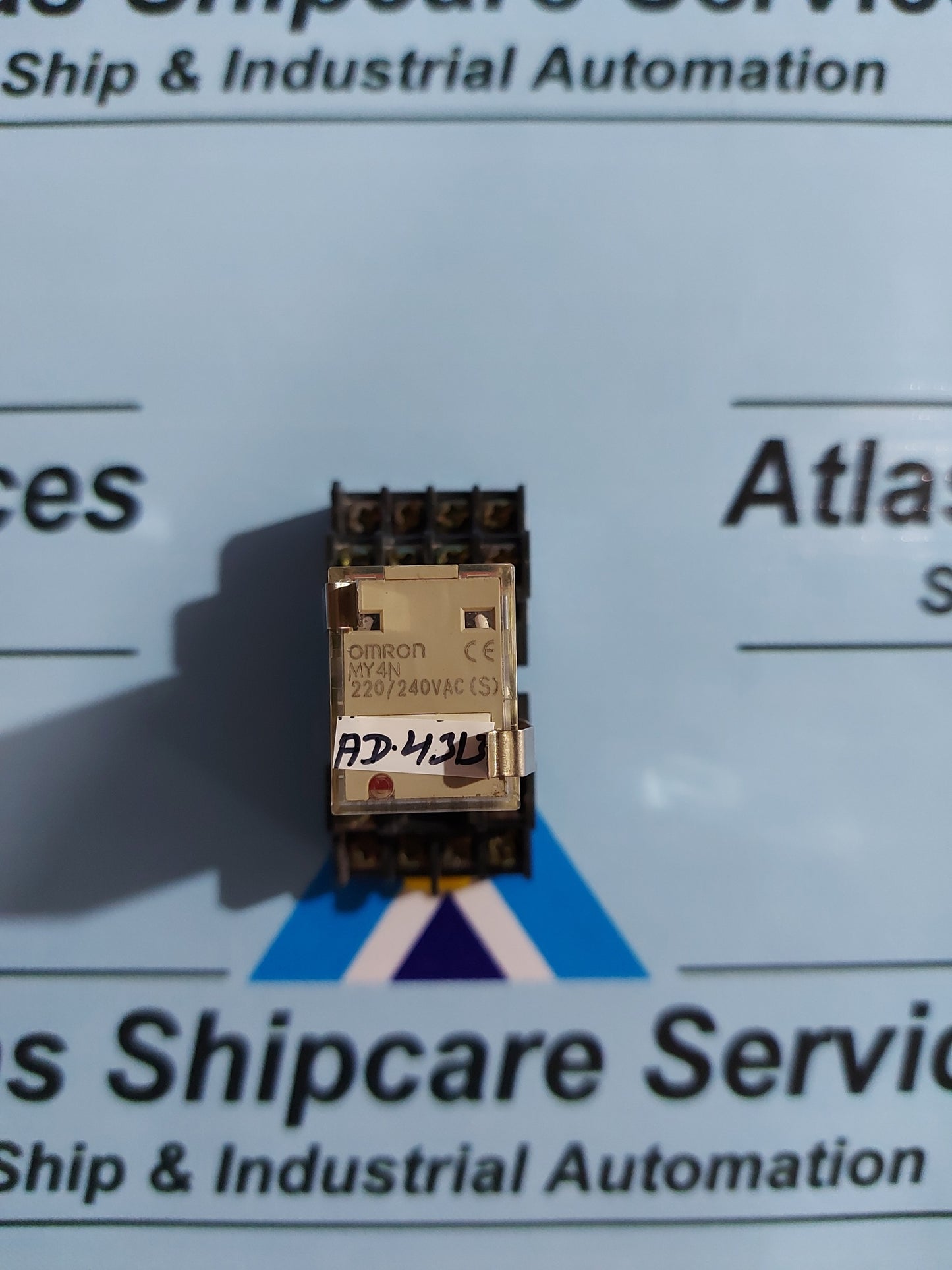 OMRON MY4N 220/240VAC (S) PLUG IN POWER RELAY