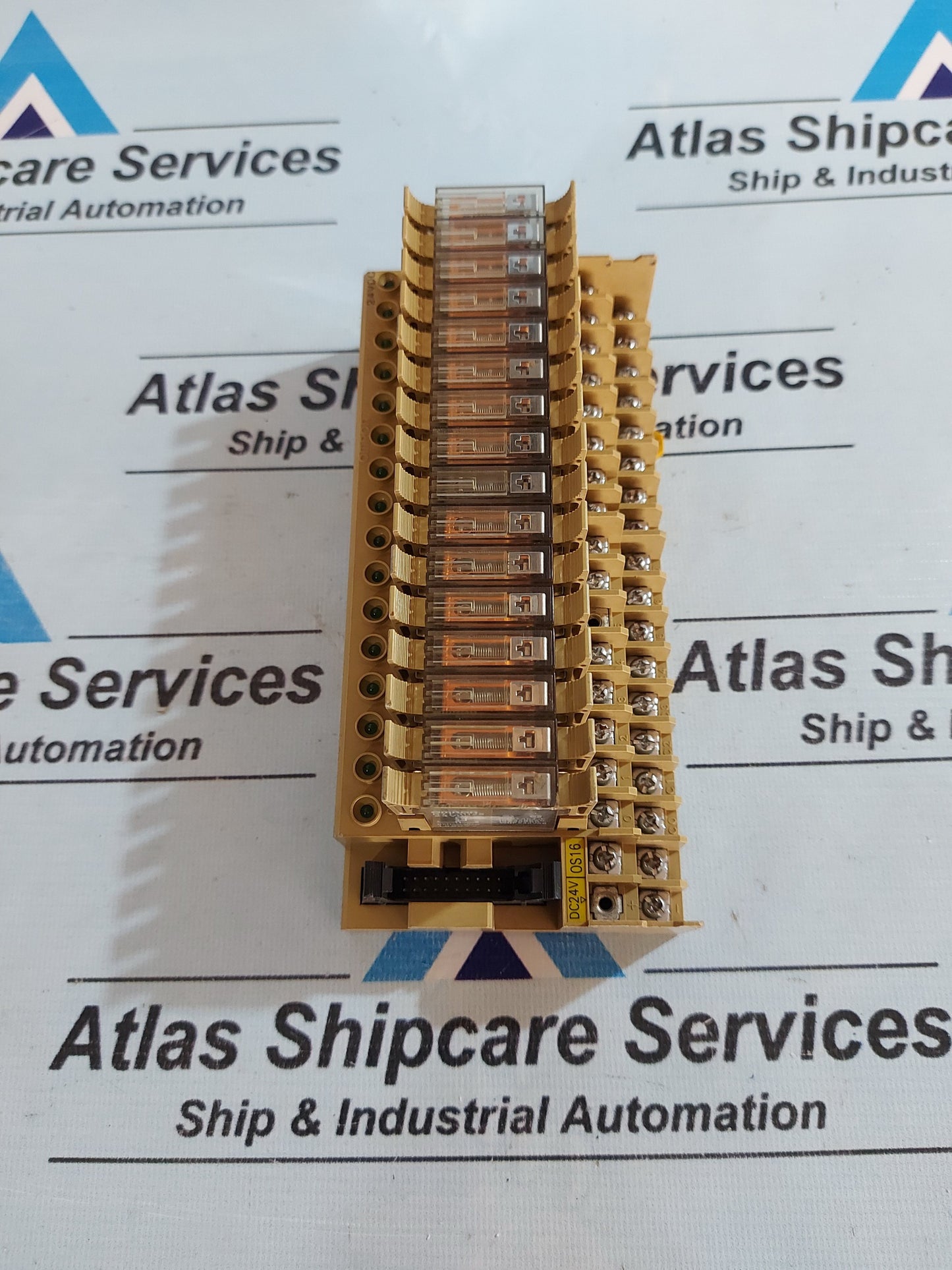 OMRON P7TF-0S16 I/O TERMINAL SOCKET