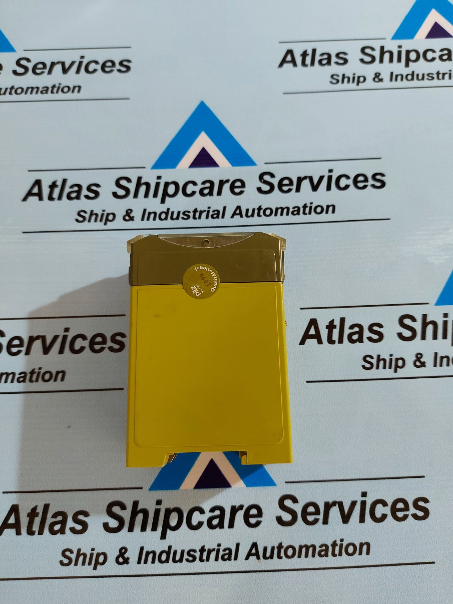 PILZ P1EG/1/UN:24VGS/1A/1R SAFETY RELAY