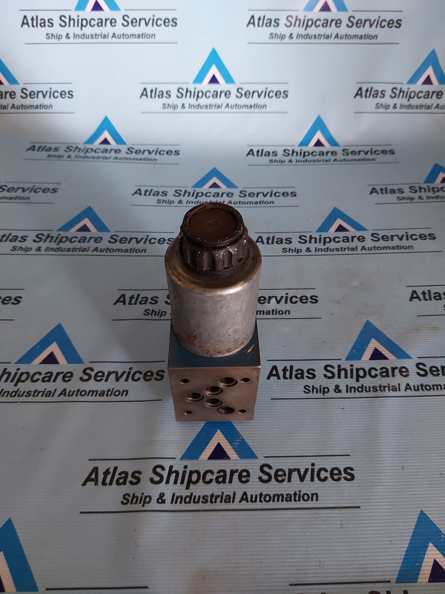 REXROTH 4WE 10 D40/CG24N9DL SOLENOID VALVE