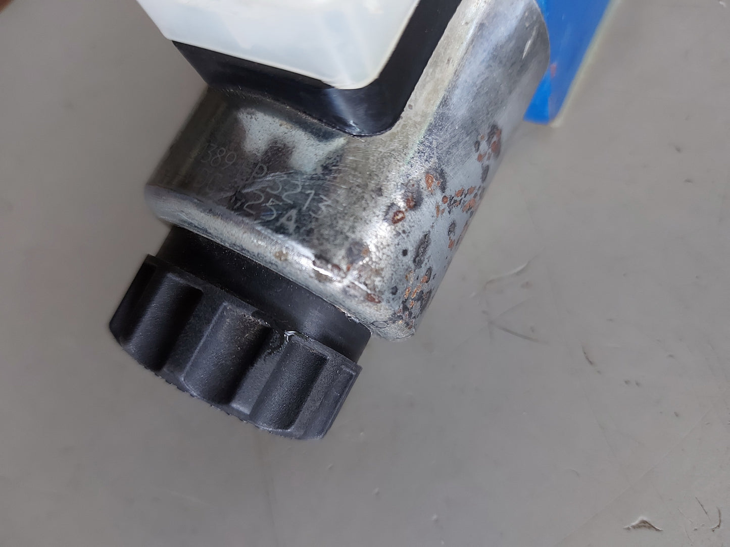 REXROTH 4WE 6 D62/EG24N9K4 DIRECTIONAL CONTROL VALVE