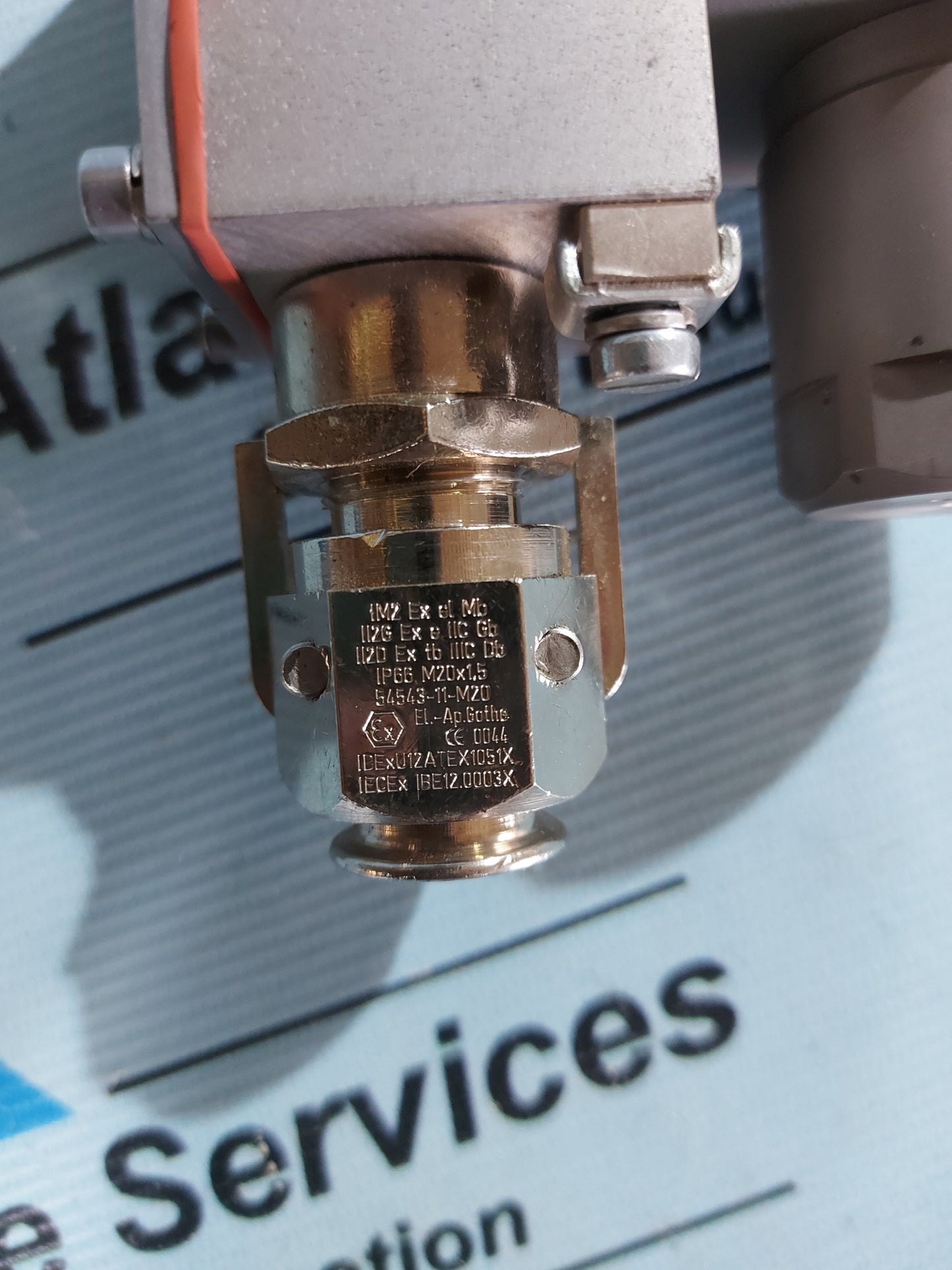 REXROTH M-3SED 6 CK14/350CG24N9XEZ2 DIRECTIONAL CONTROL VALVE