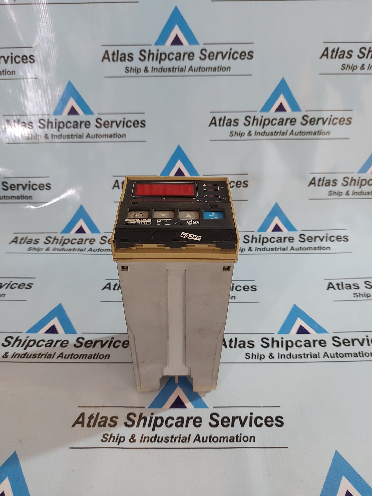 SCHLUMBERGER PYROMAT PLUS 300 PID CONTROLLER