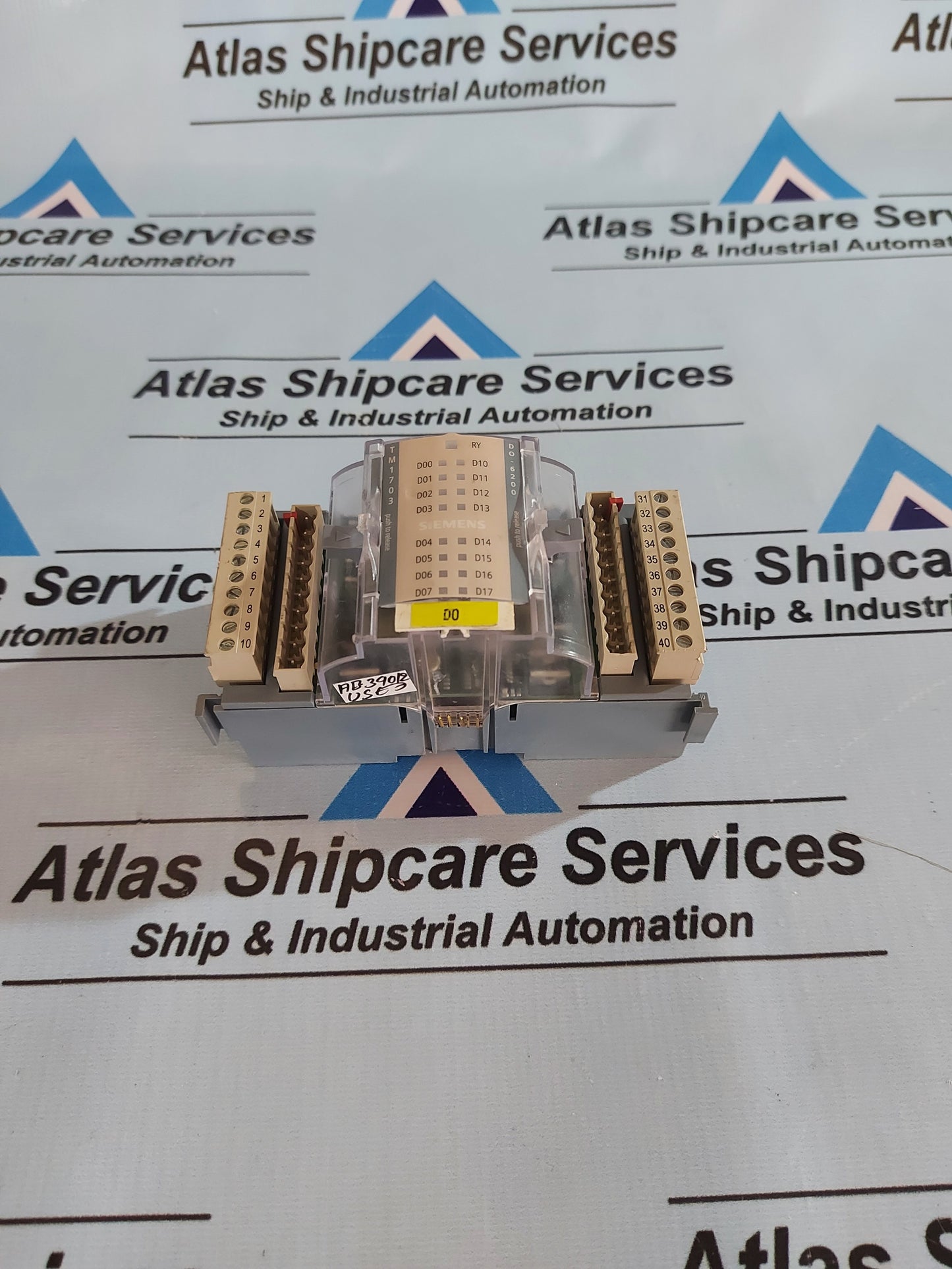 SIEMENS 6MF11130GC000AA0GG DO-6200 BINARY OUTPUT TRANSISTOR 2x8 24-60VDC