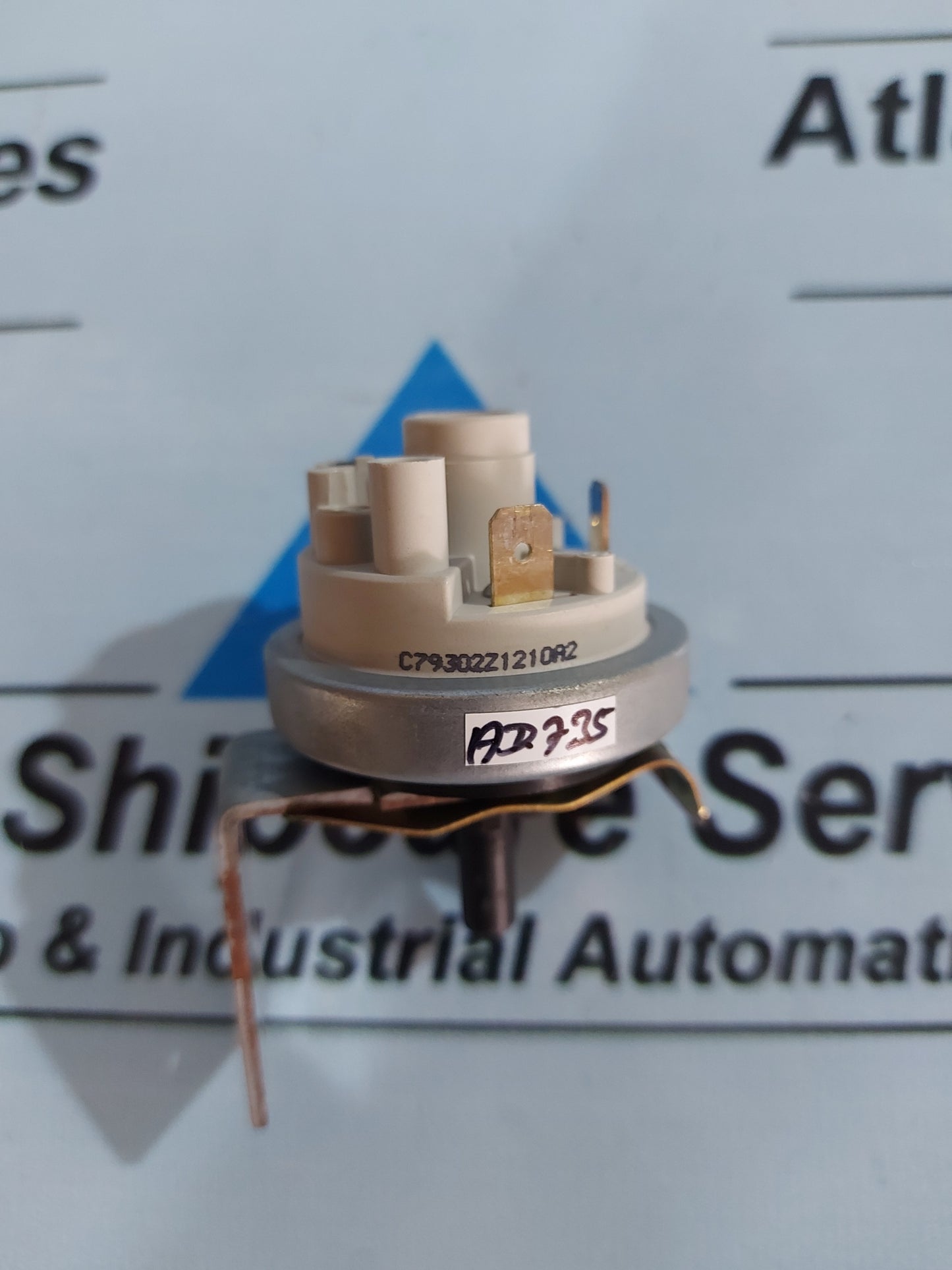 SIEMENS C79302Z1210A2 PRESSURE SWITCH