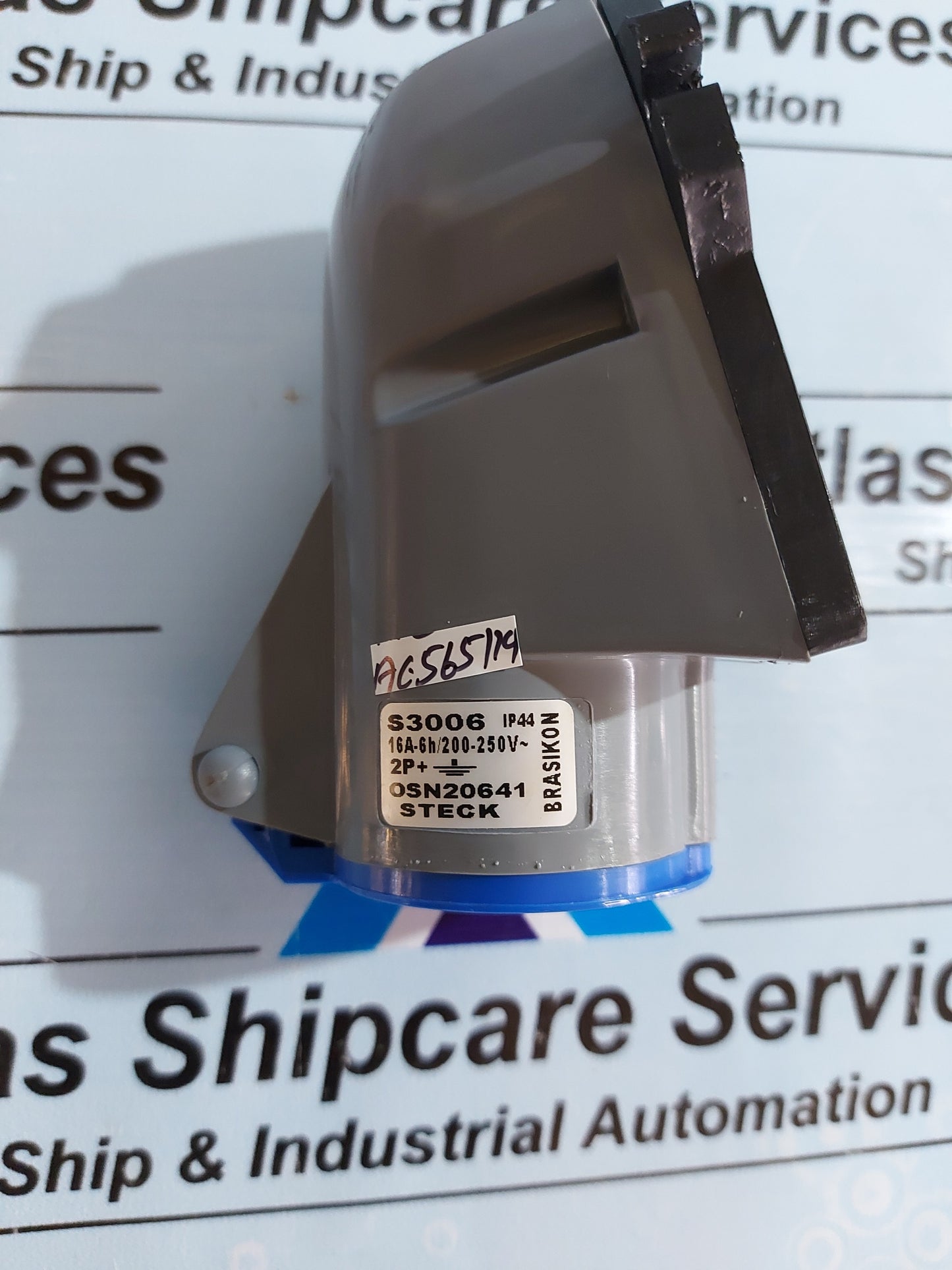 STECK BRASIKON S3006 2P+T 16A 220/250V~ OVERLAY SOCKET
