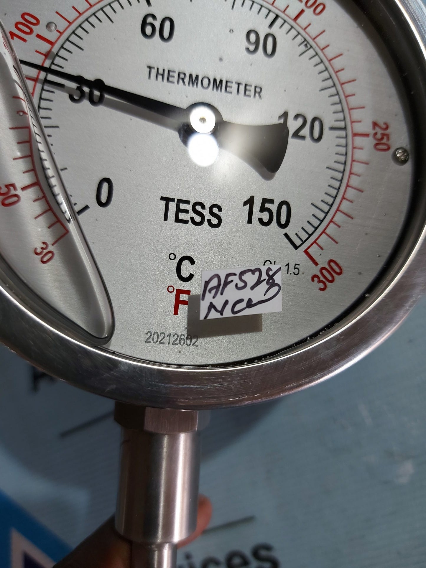 STRAIGHT VERTICAL TYPE THERMOMETER GLAND CONDENSER (0 TO 150'C)