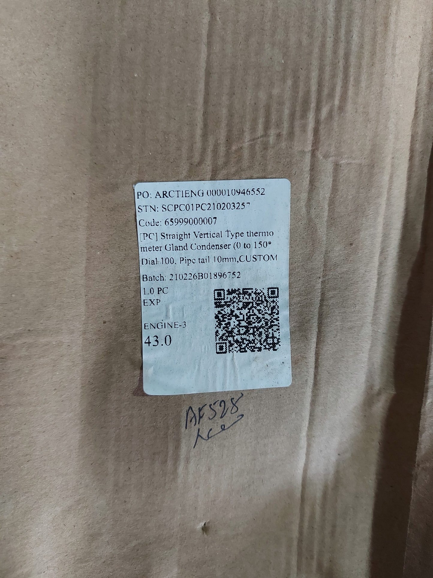 STRAIGHT VERTICAL TYPE THERMOMETER GLAND CONDENSER (0 TO 150'C)