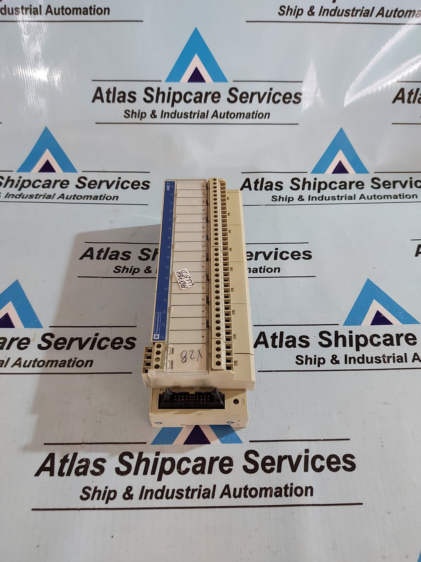 TELEMECANIQUE ABE7-R16S212 OUTPUT MODULE 16 CHANNEL