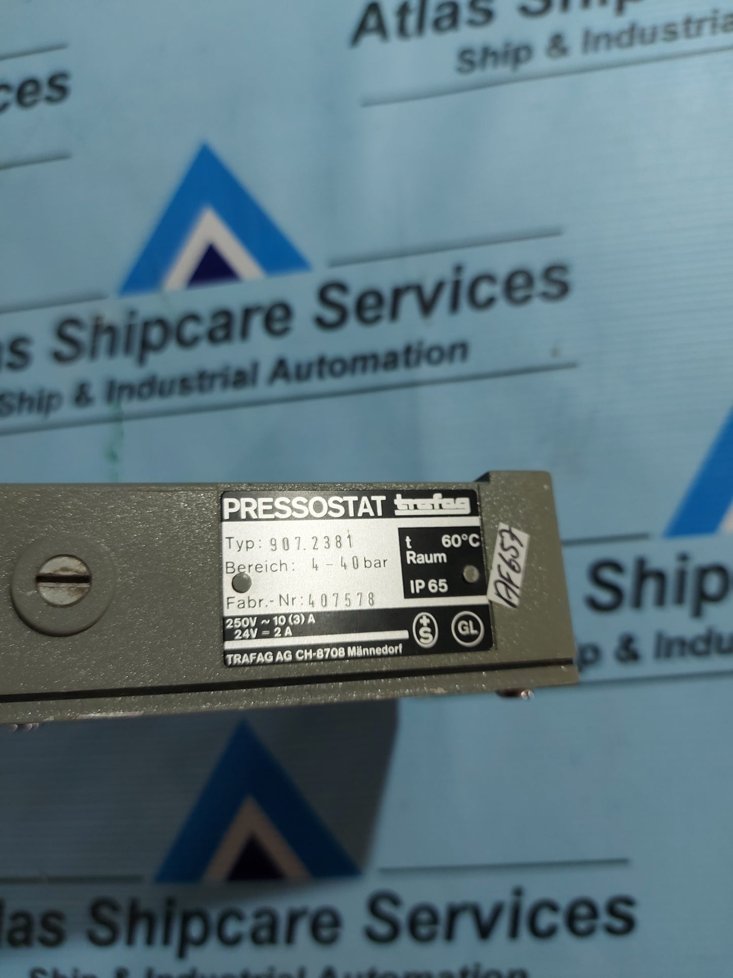 TRAFAG 907.2381 PRESSURE SWITCH