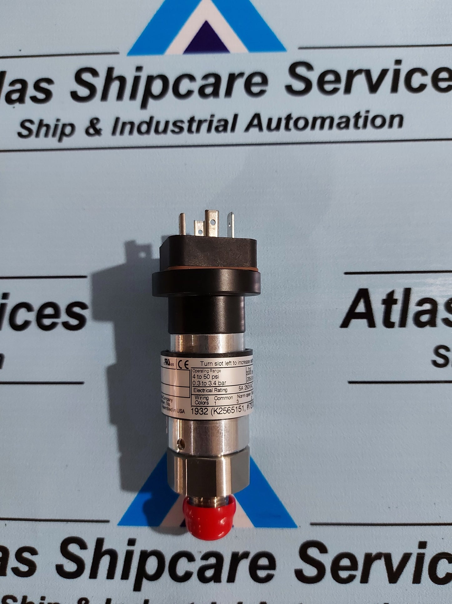 UNITED ELECTRIC 10-F10 PRESSURE SWITCH 4 - 50 PSI