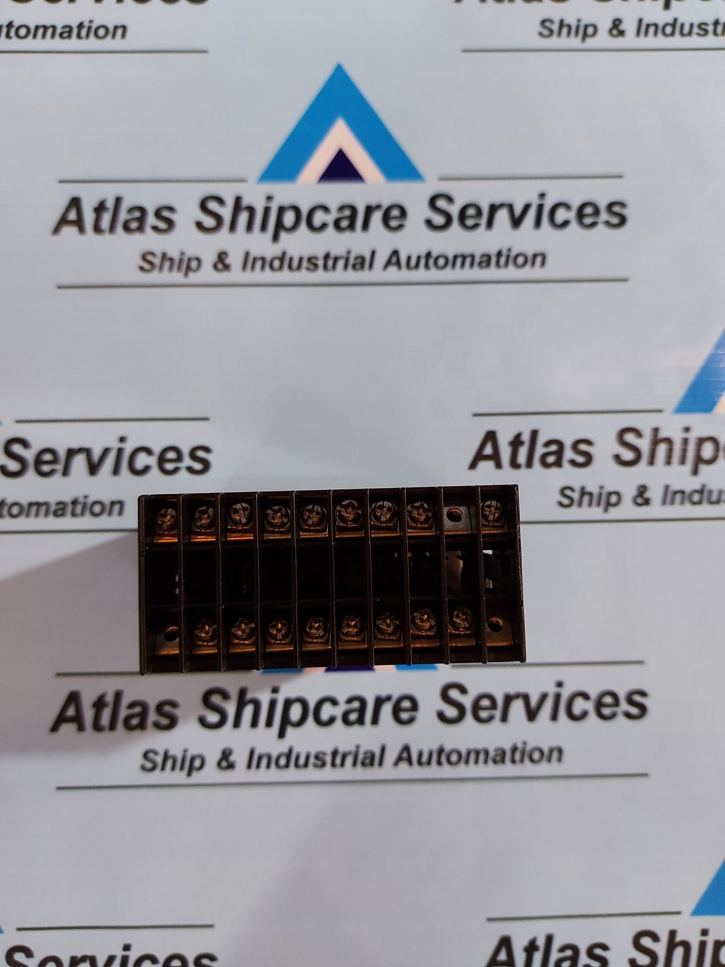 YOKOGAWA UT320-00 S3 TEMPERATURE CONTROLLER