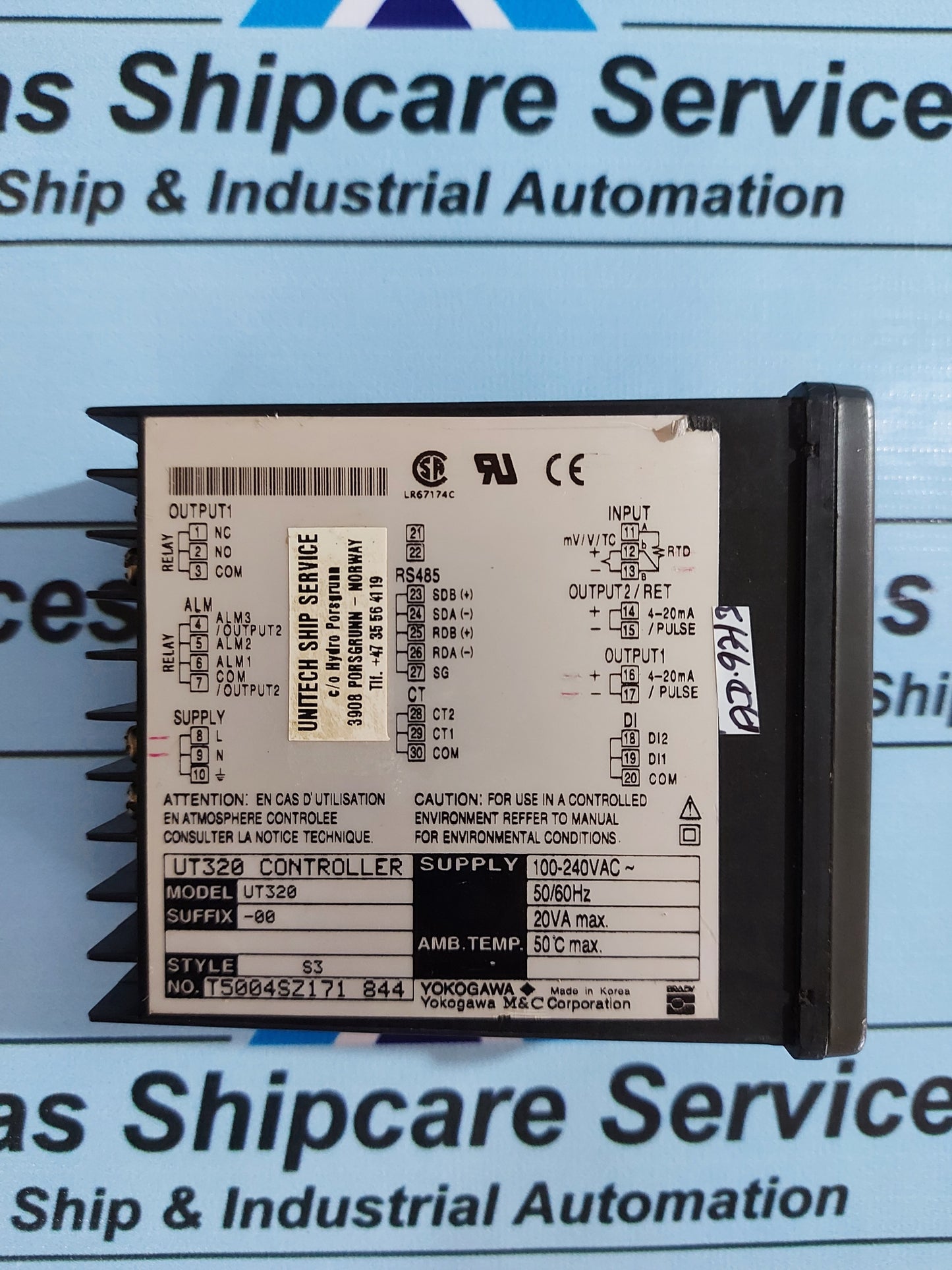 YOKOGAWA UT320-00 S3 TEMPERATURE CONTROLLER