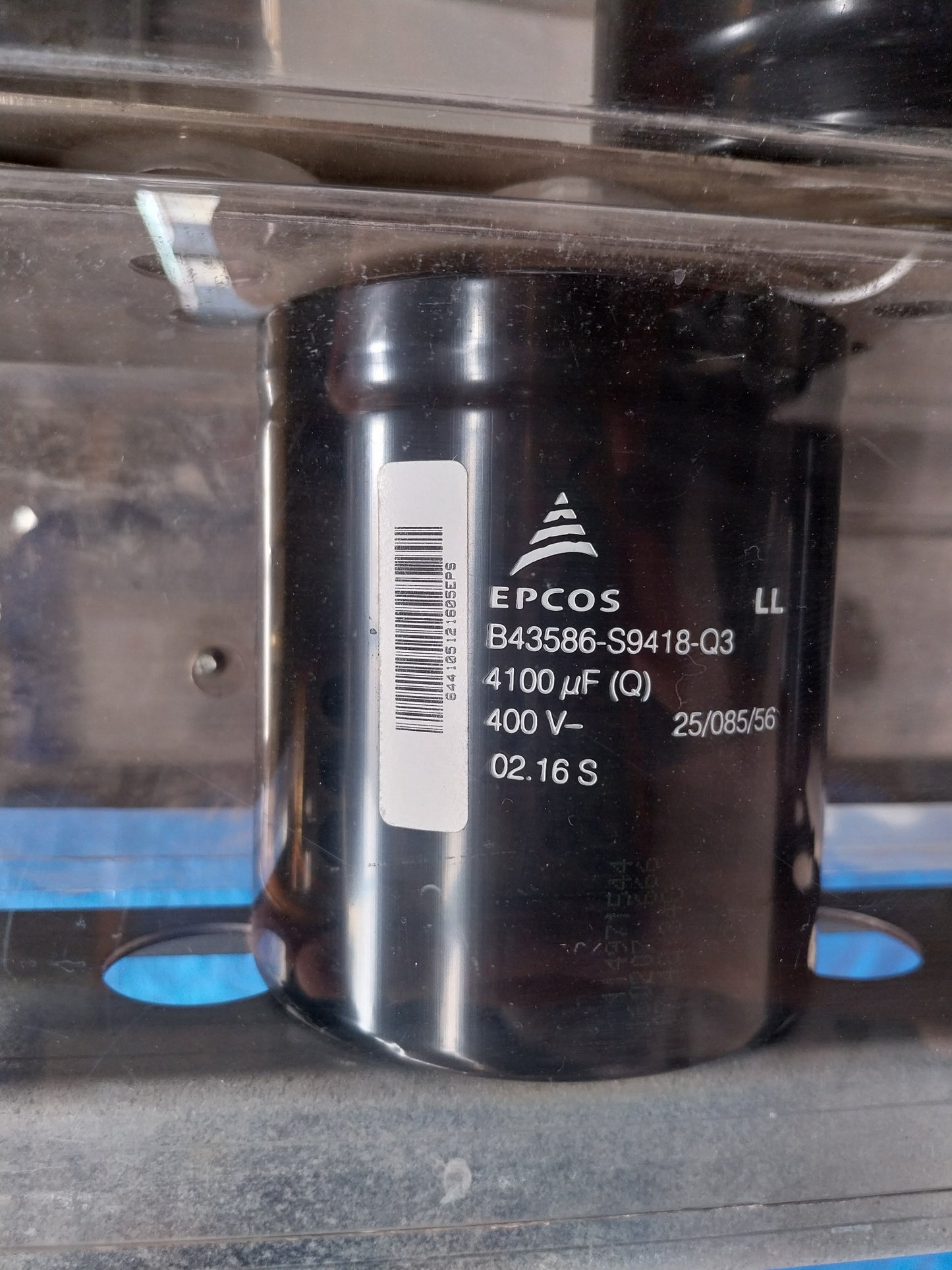 ABB ACS800-04-0320-5+C189+E208+E210+J400+K454+L509+N651-P901 VFD FREQUENCY DRIVE