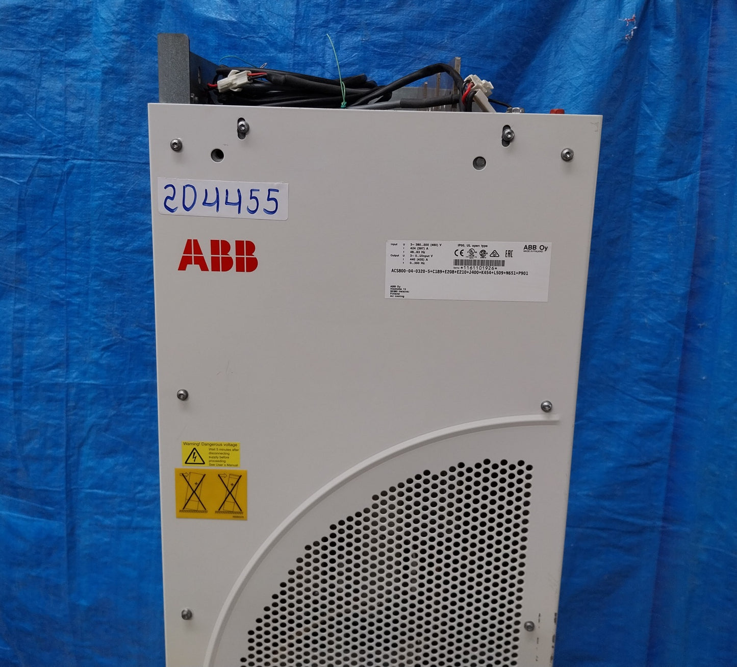 ABB ACS800-04-0320-5+C189+E208+E210+J400+K454+L509+N651-P901 VFD FREQUENCY DRIVE