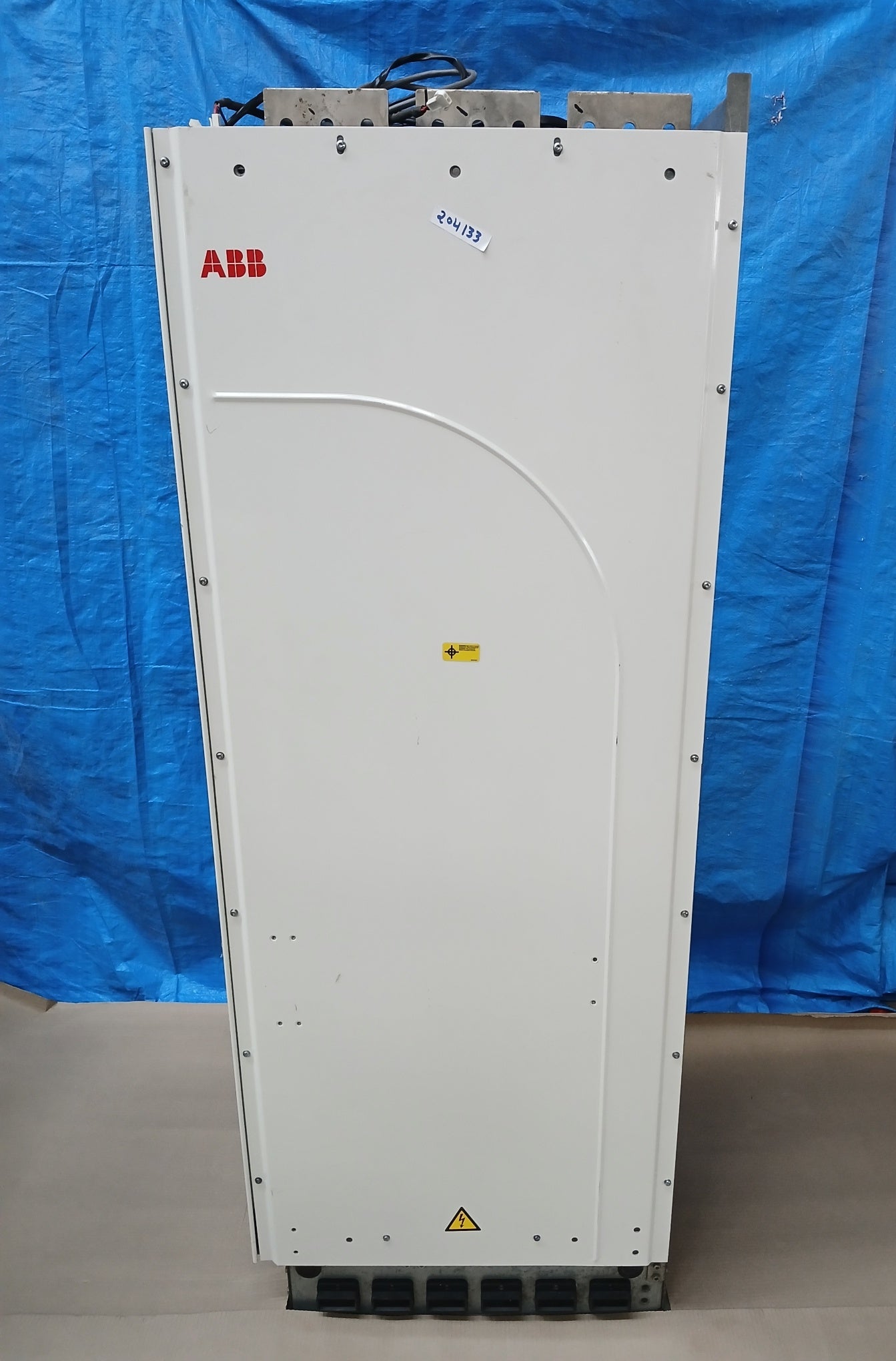 ABB ACS800-04-0400-5+C189+E208+E210+J400+K454+L509+N651+P901 VFD FREQUENCY DRIVE