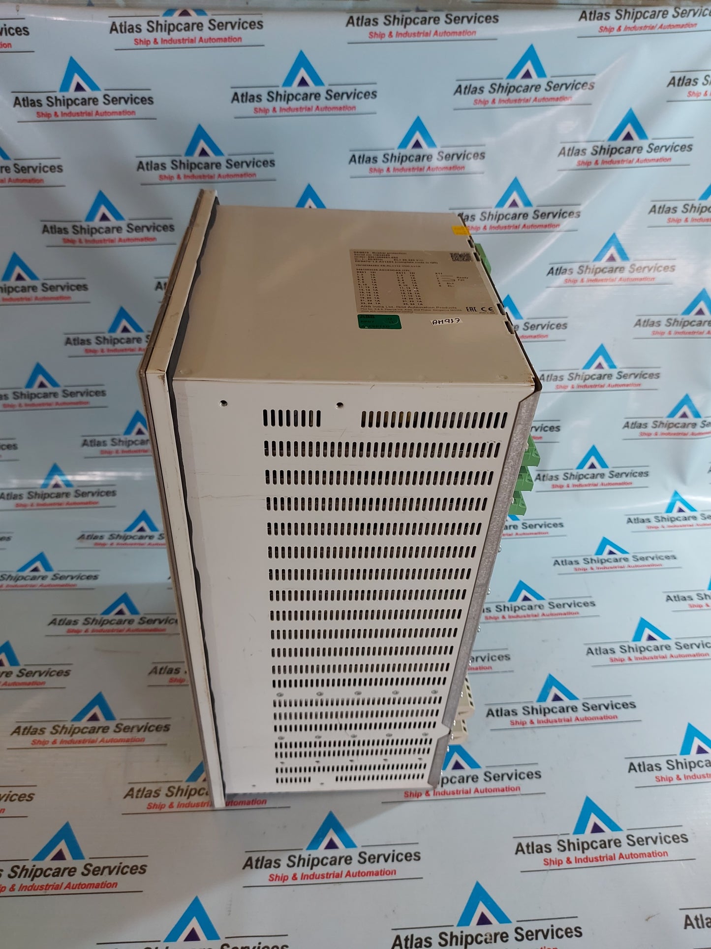 ABB REB670 BUSBAR DIFFRENTIAL PROTECTION RELAY 1MRK004822-BC