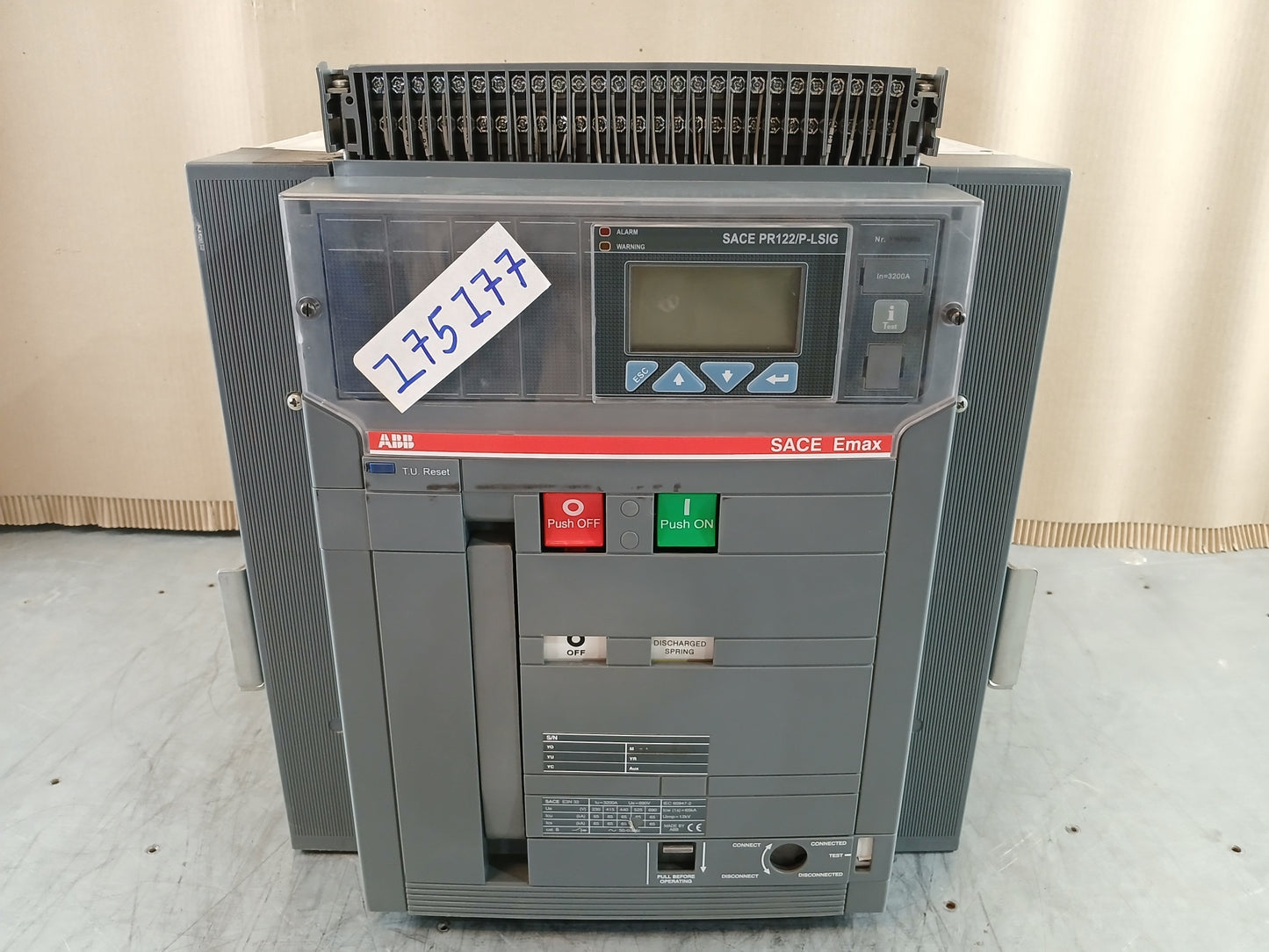 ABB SACE Emax SACE PR122/P-LSIG LOW-VOLTAGE AIR CIRCUIT BREAKER 3200A 690V